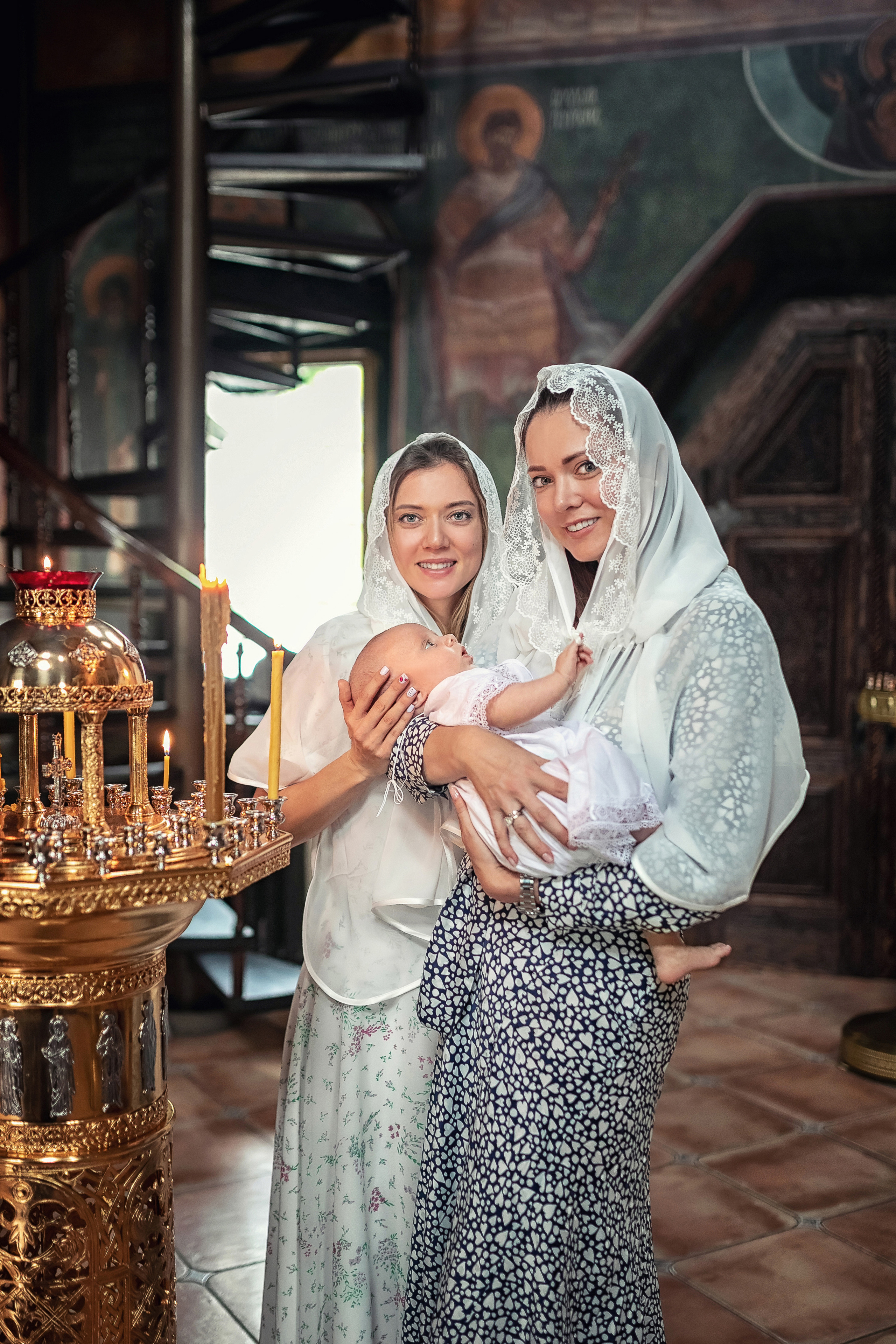 Крещение в храме Успения Пресвятой Богородицы в селе Успенское 08.08.2021. Фотограф крещения и венчания Антонова Надежда г. Москва