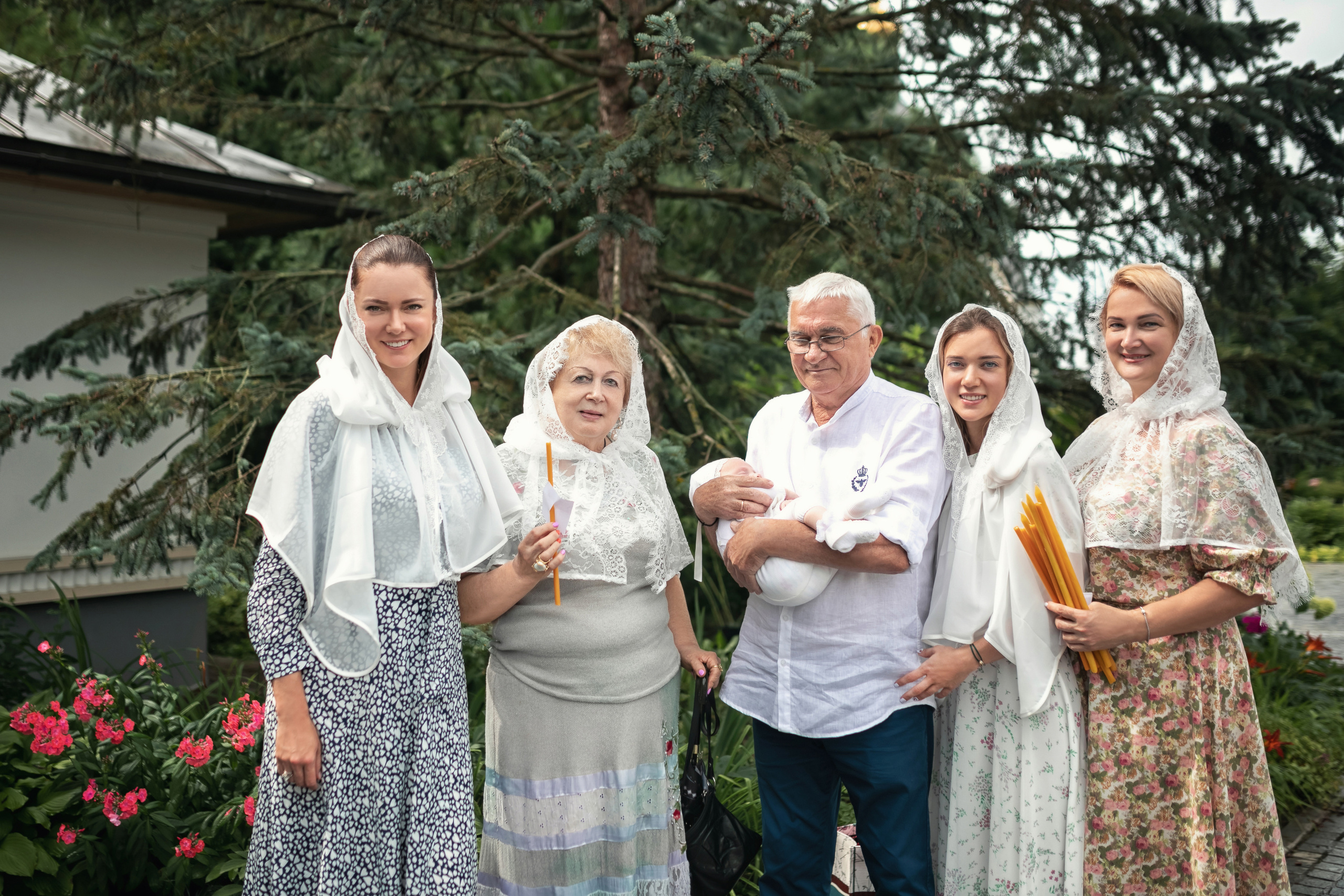 Крещение в храме Успения Пресвятой Богородицы в селе Успенское 08.08.2021. Фотограф крещения и венчания Антонова Надежда г. Москва