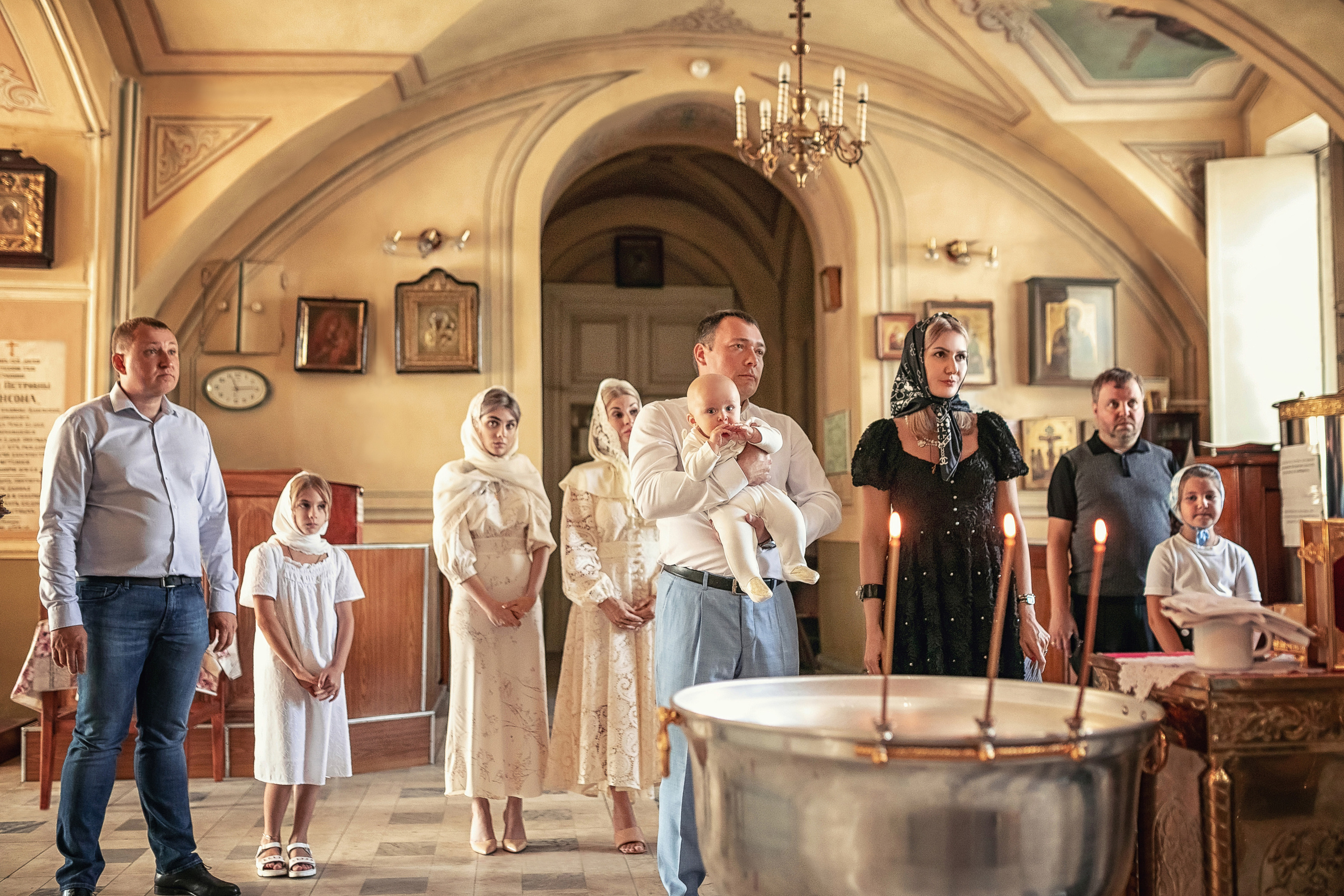 Крещение в храме Косьмы и Дамиана в Болшево 28.08.2021. Фотограф крещения и венчания Антонова Надежда г. Москва