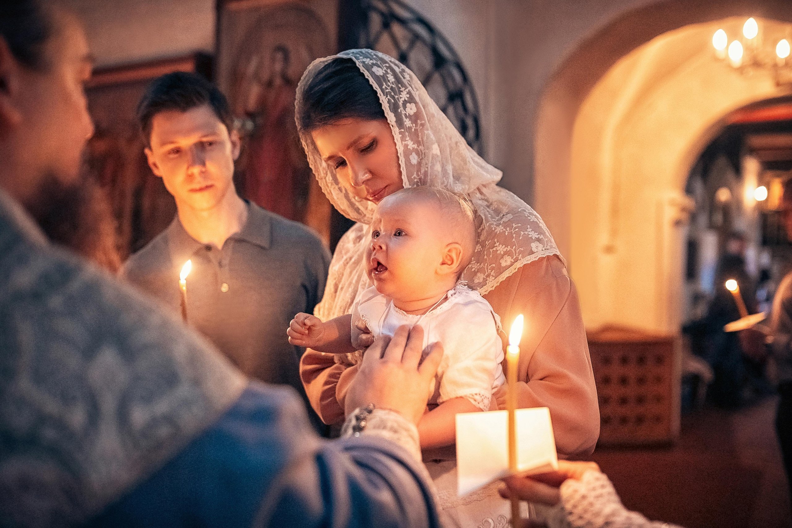 Крещение в храме Троицы Живоначальной в Троицком-Голенищеве 18.09.2022. Фотограф крещения и венчания Антонова Надежда г. Москва
