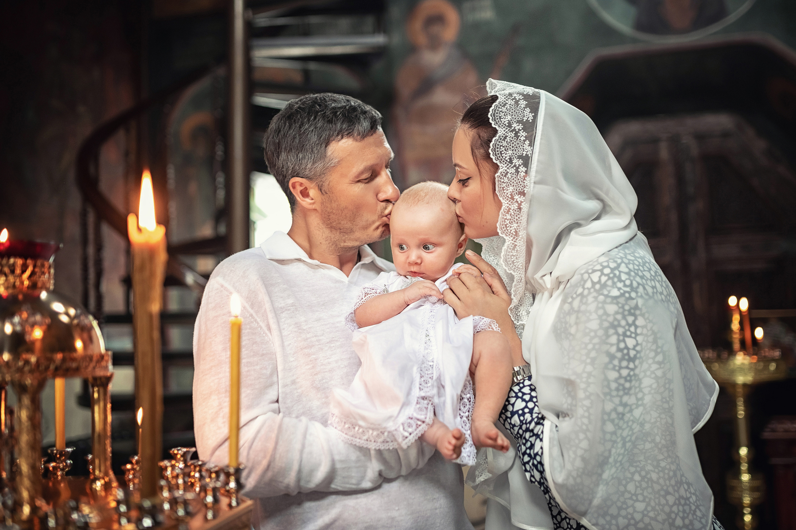 Крещение в храме Успения Пресвятой Богородицы в селе Успенское 08.08.2021. Фотограф крещения и венчания Антонова Надежда г. Москва