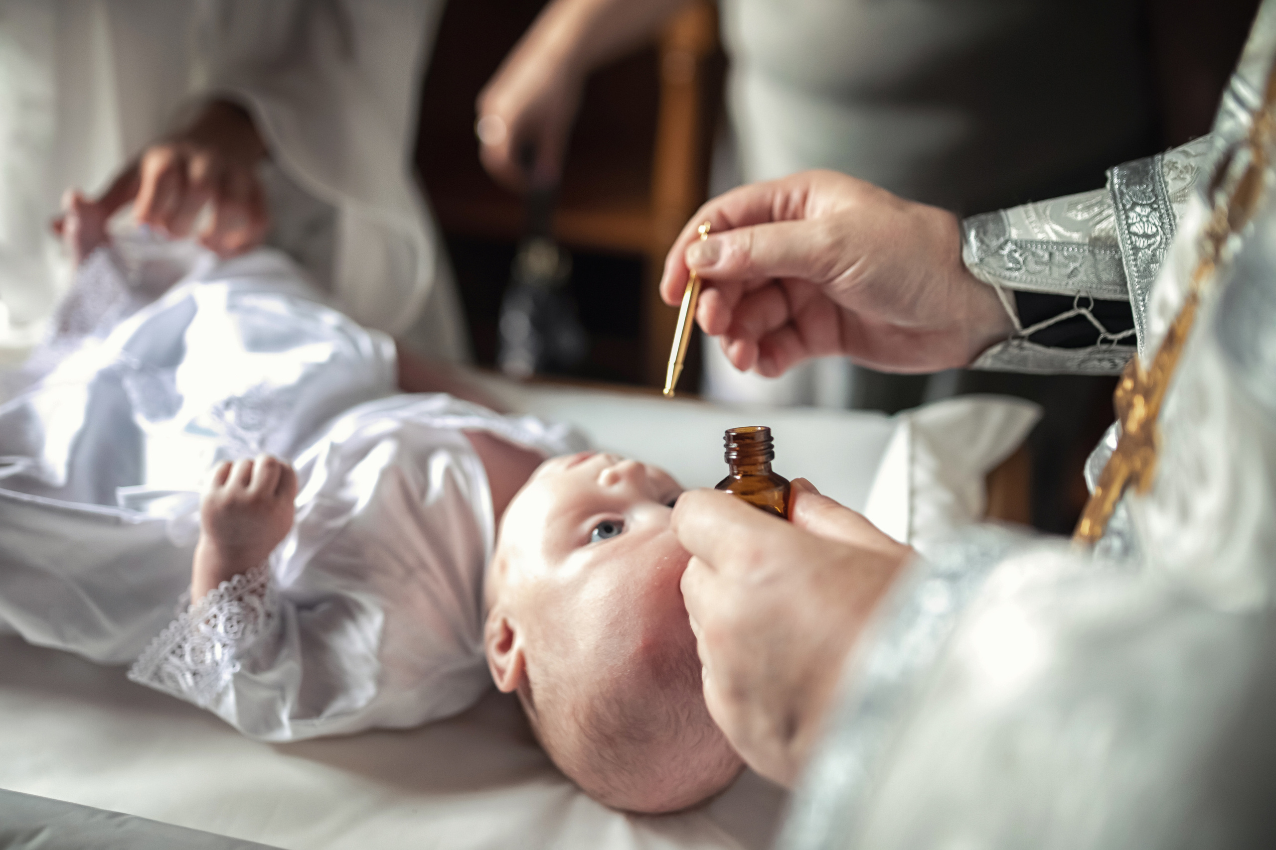 Крещение в храме Успения Пресвятой Богородицы в селе Успенское 08.08.2021. Фотограф крещения и венчания Антонова Надежда г. Москва