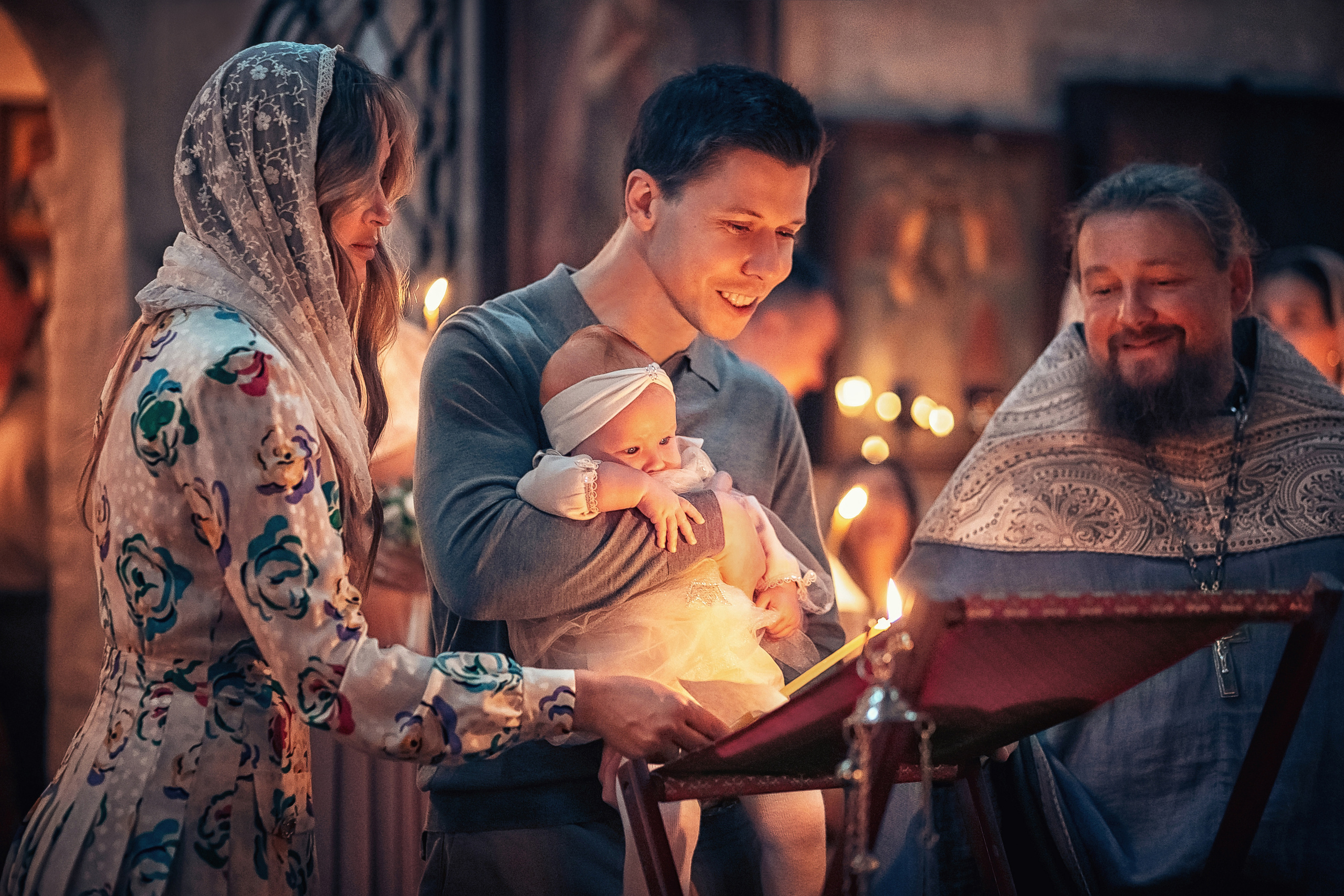 Крещение в храме Троицы Живоначальной в Троицком-Голенищеве 18.09.2022. Фотограф крещения и венчания Антонова Надежда г. Москва