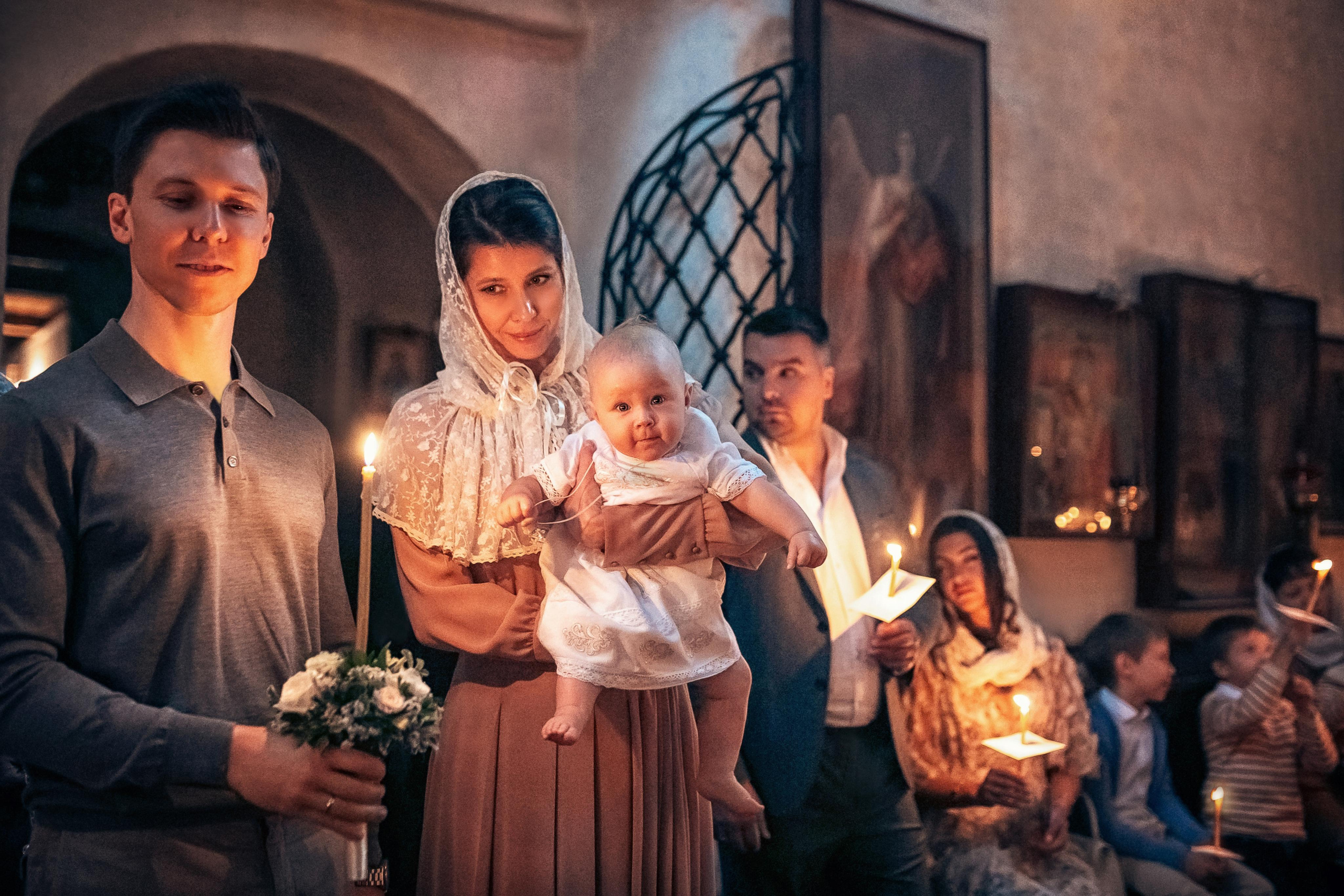 Крещение в храме Троицы Живоначальной в Троицком-Голенищеве 18.09.2022. Фотограф крещения и венчания Антонова Надежда г. Москва