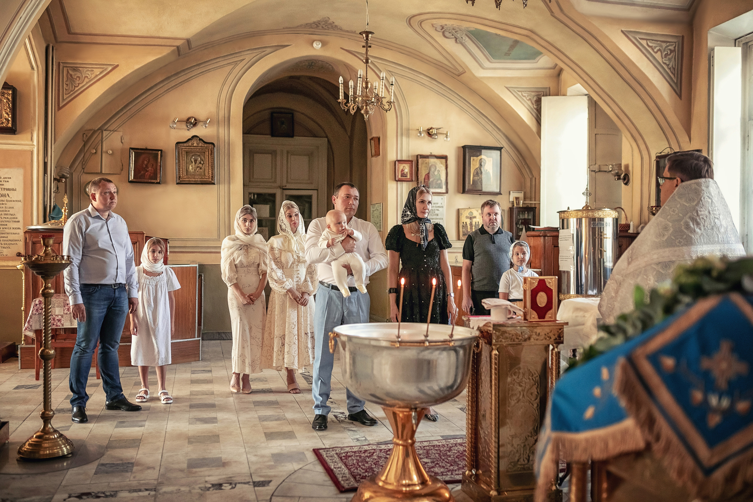 Крещение в храме Косьмы и Дамиана в Болшево 28.08.2021. Фотограф крещения и венчания Антонова Надежда г. Москва