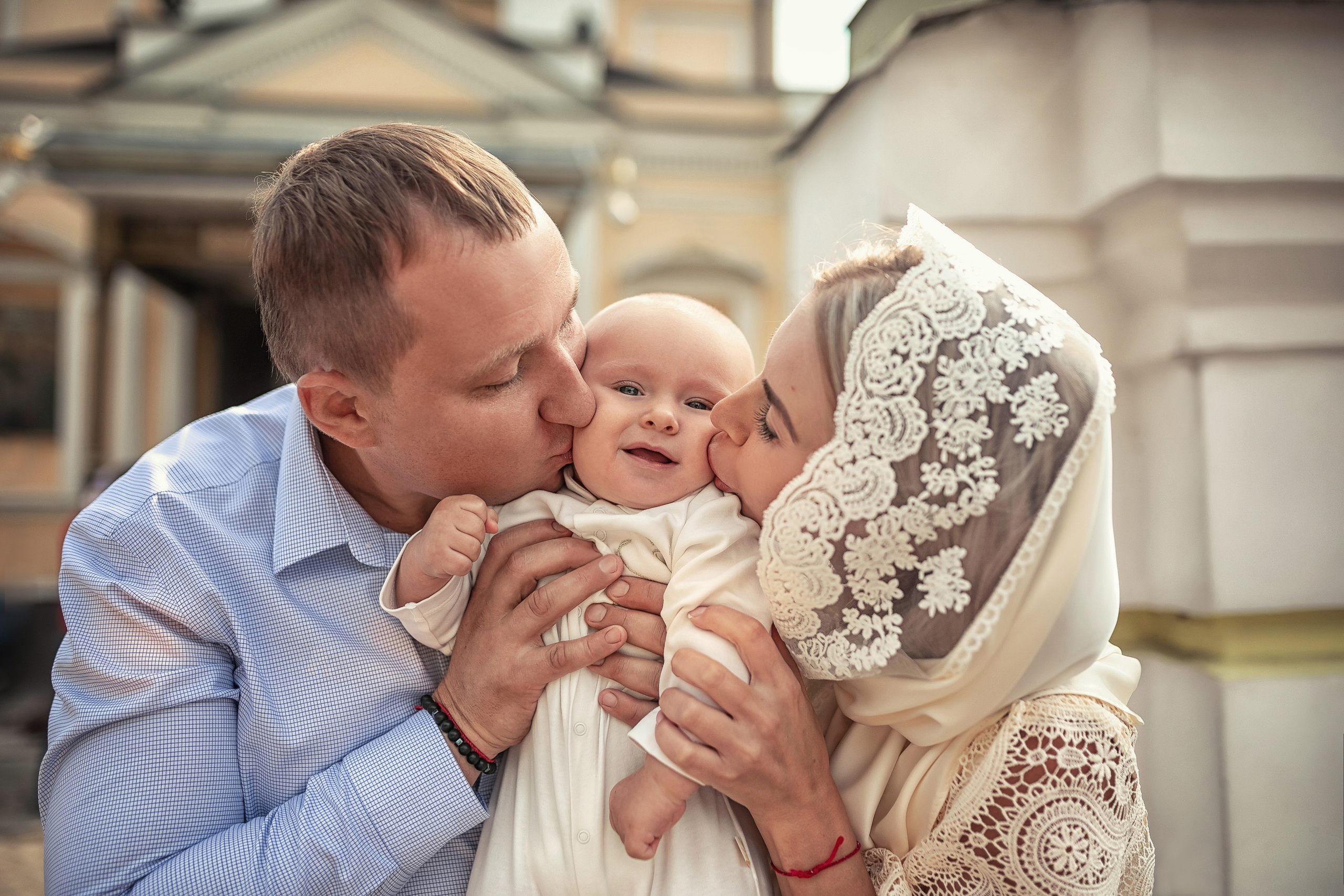 Крещение в храме Косьмы и Дамиана в Болшево 28.08.2021. Фотограф крещения и венчания Антонова Надежда г. Москва