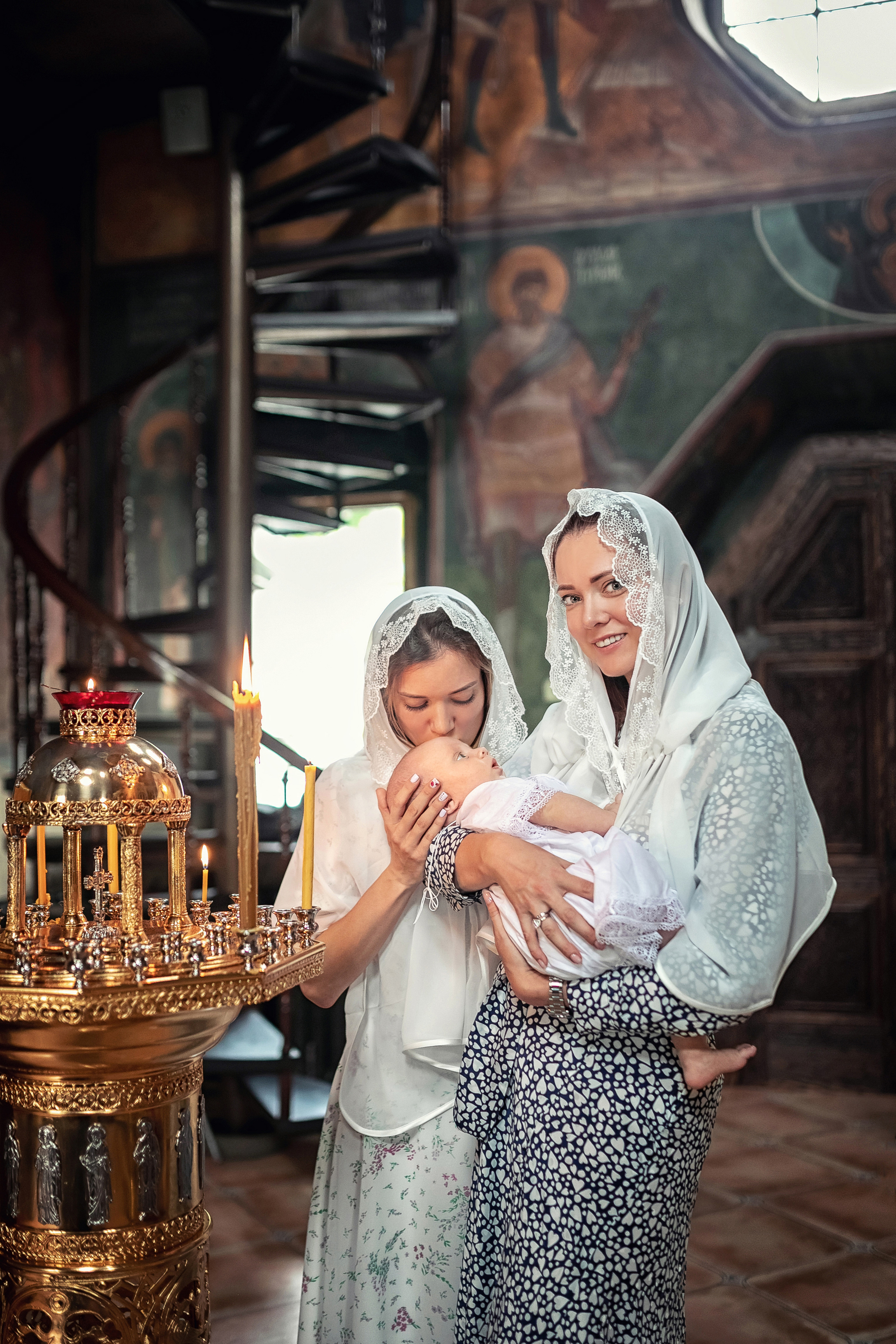Крещение в храме Успения Пресвятой Богородицы в селе Успенское 08.08.2021. Фотограф крещения и венчания Антонова Надежда г. Москва