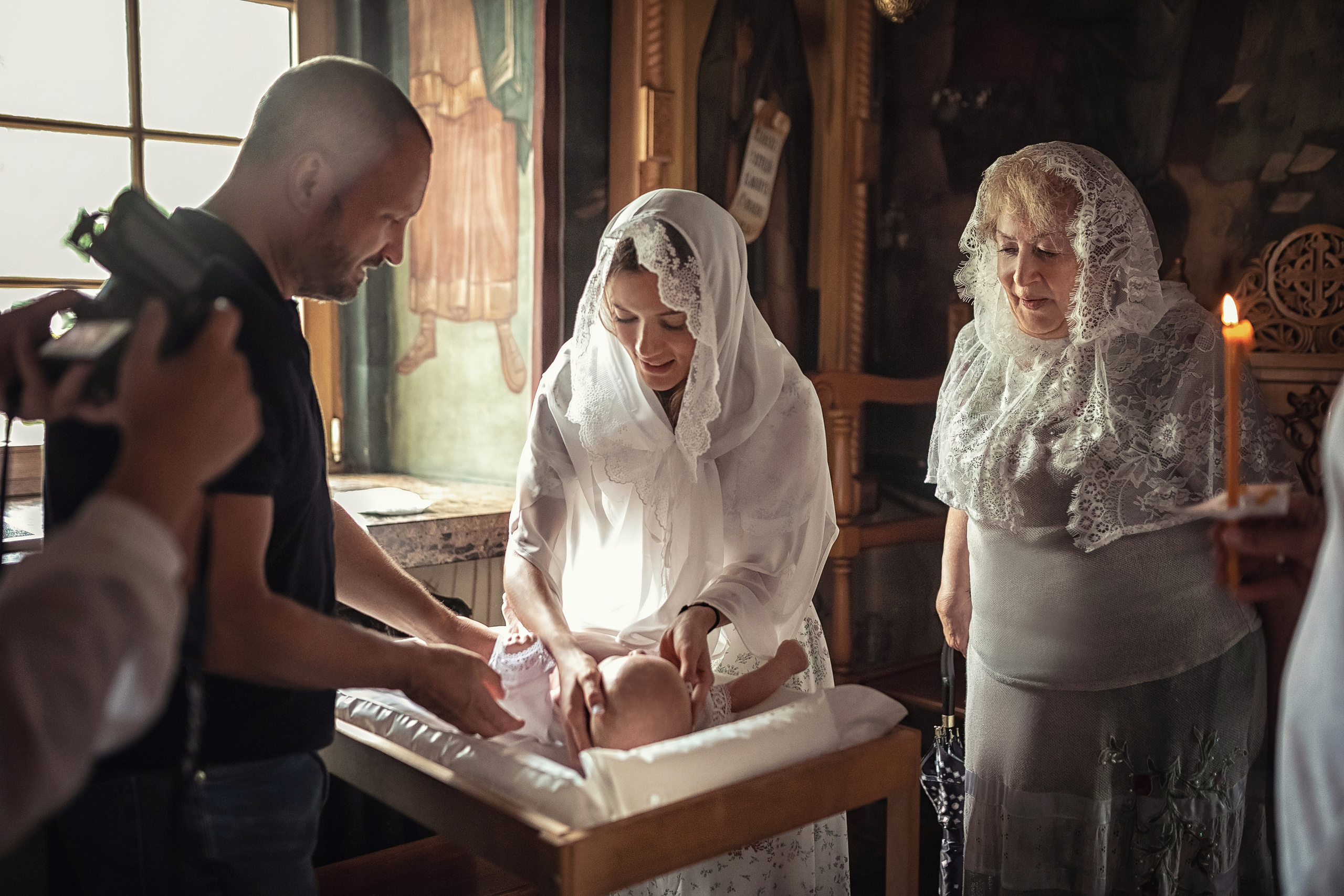 Крещение в храме Успения Пресвятой Богородицы в селе Успенское 08.08.2021. Фотограф крещения и венчания Антонова Надежда г. Москва