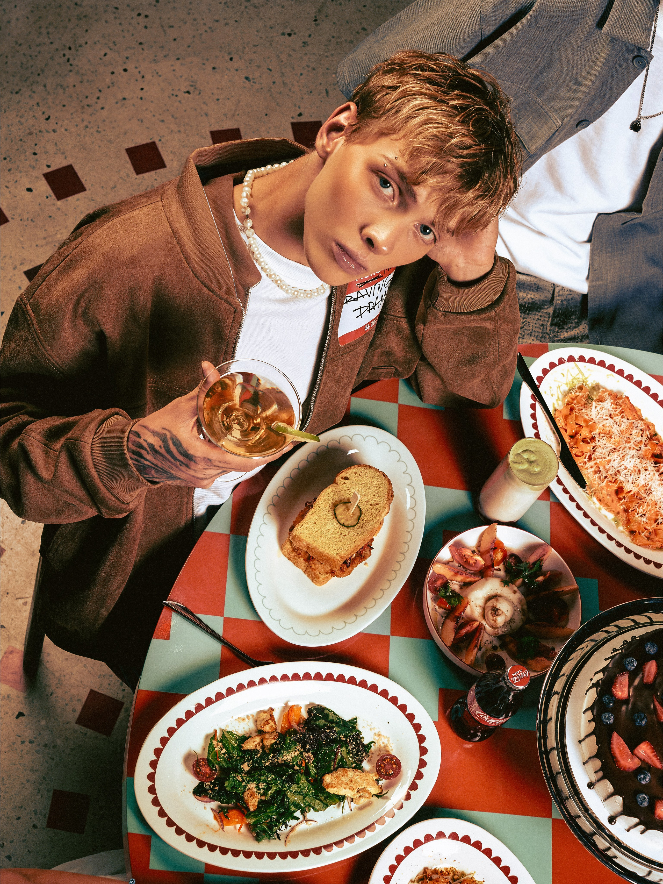 CRAVE. Главная