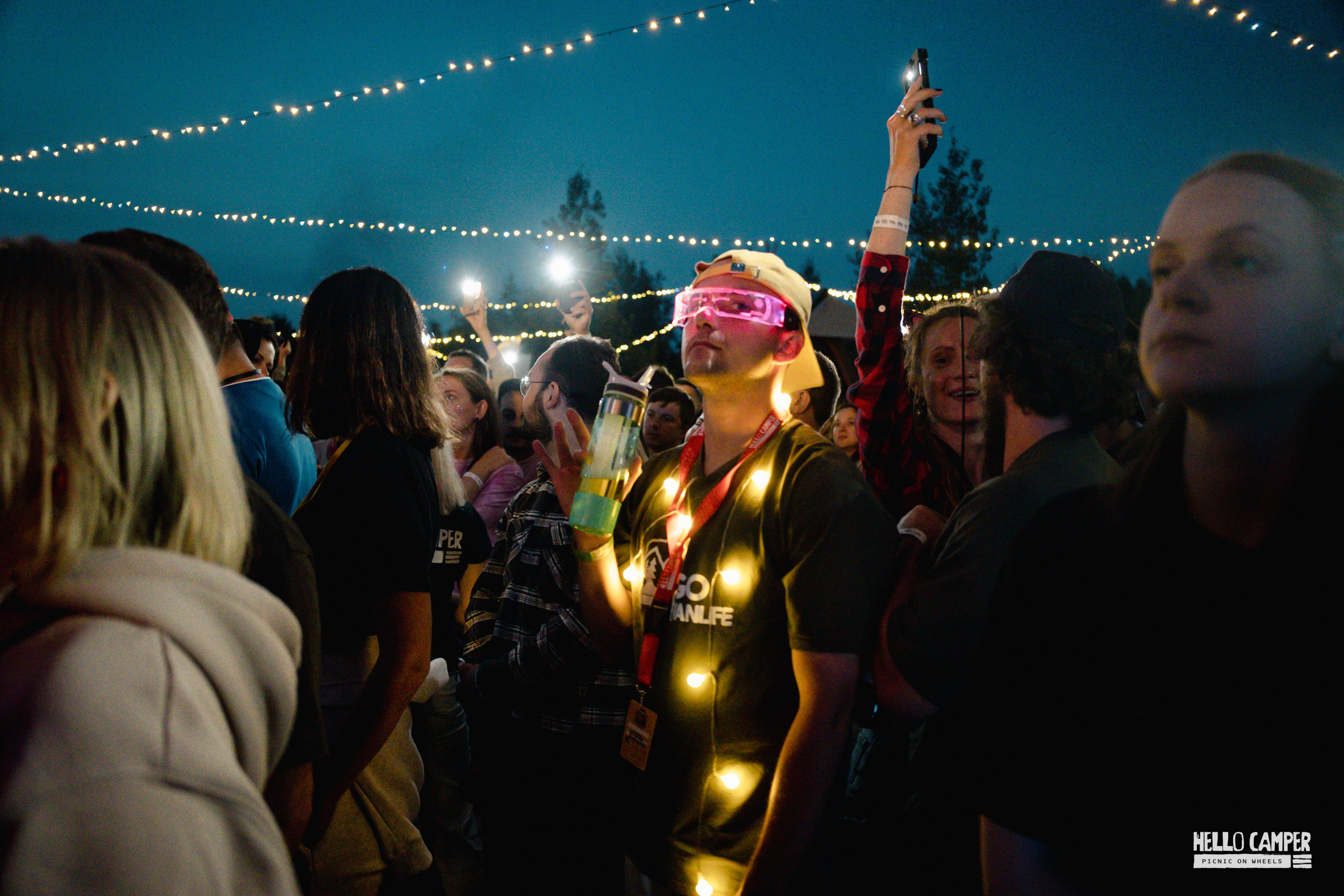 Фестиваль Hello Camper 2024 открытие. Репортажный и портретный фотограф в Санктпетербурге. Видиосъемка мероприятий в Санкт-Петербурге