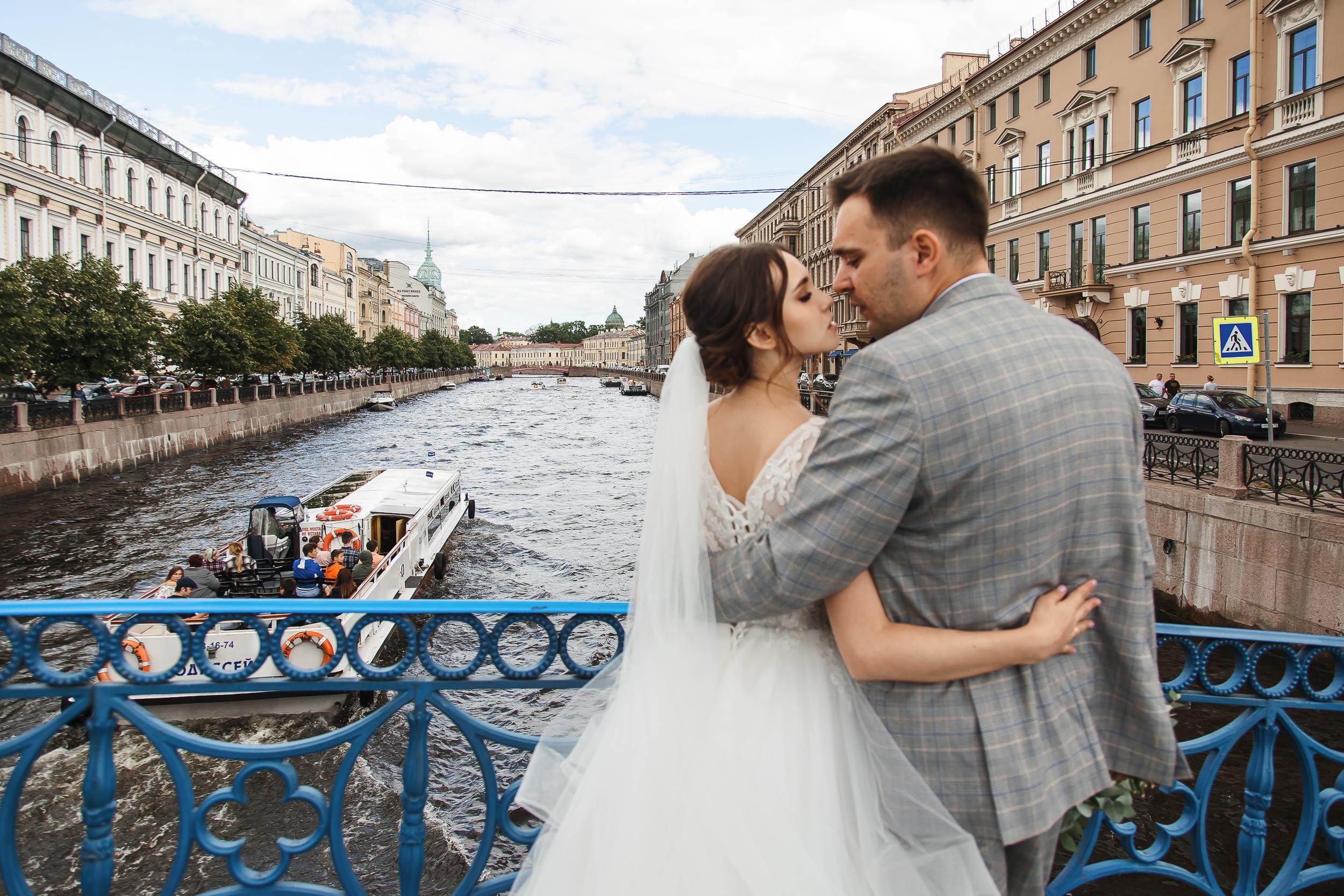 Свадьба Кости и Карины — настоящая романтика Петербурга