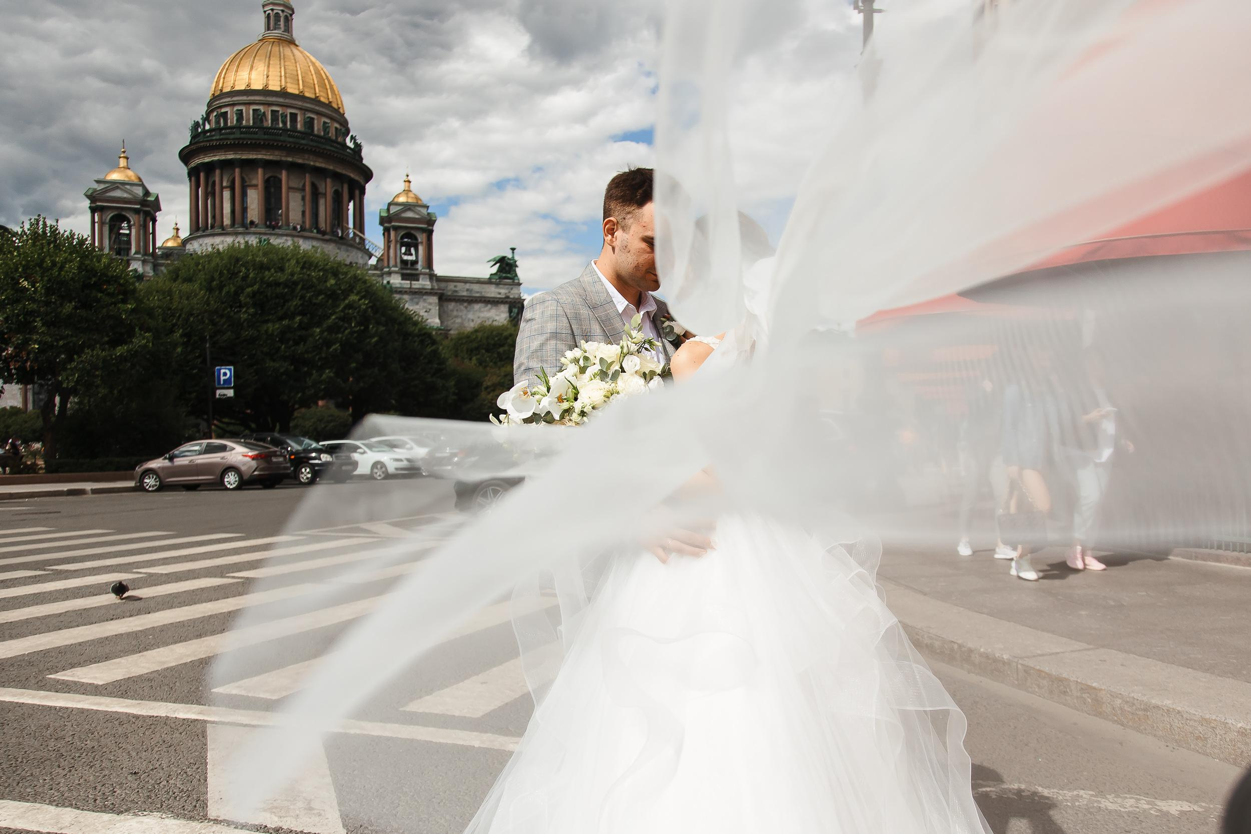Свадьба Кости и Карины — настоящая романтика Петербурга
