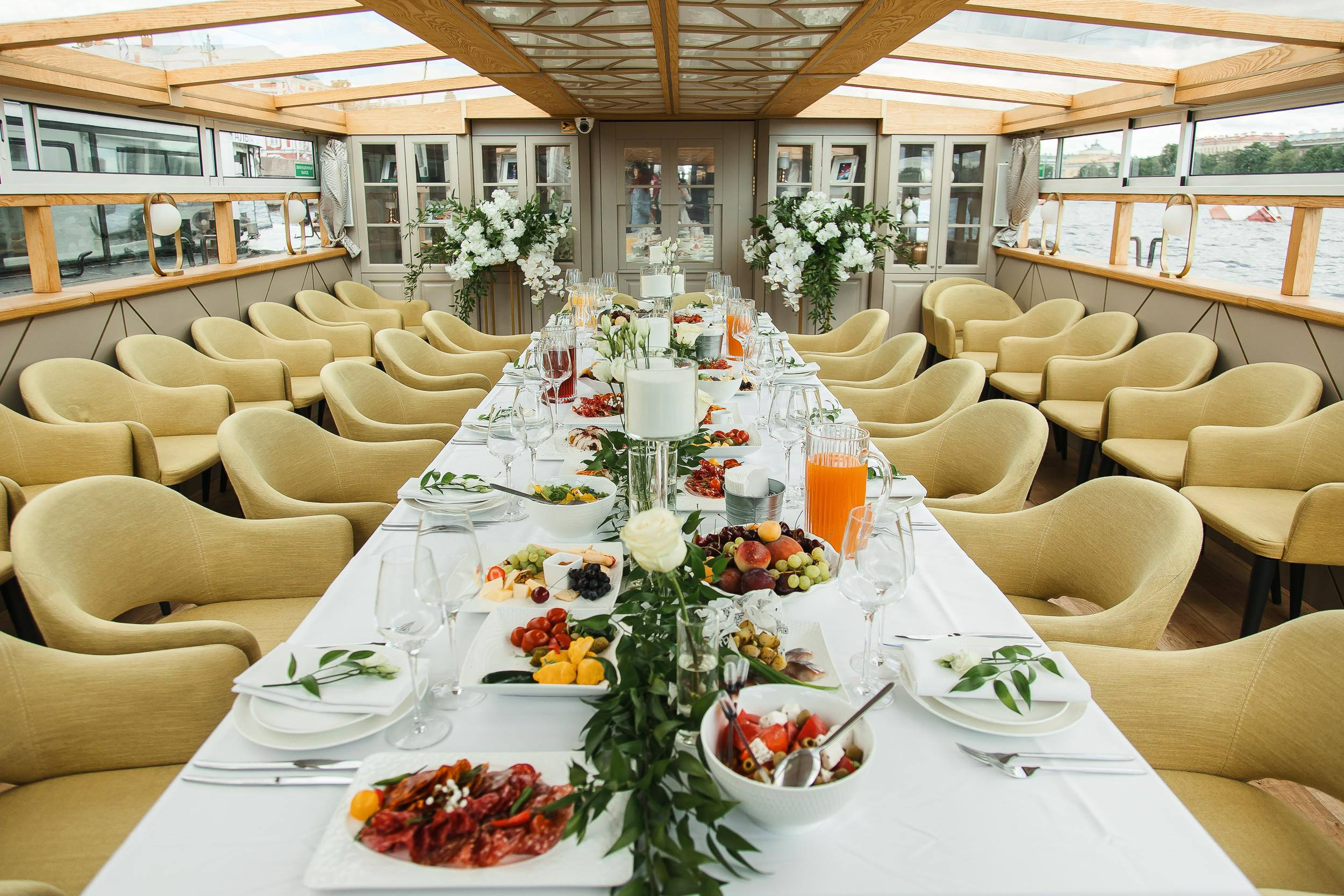 Свадьба Кости и Карины — настоящая романтика Петербурга