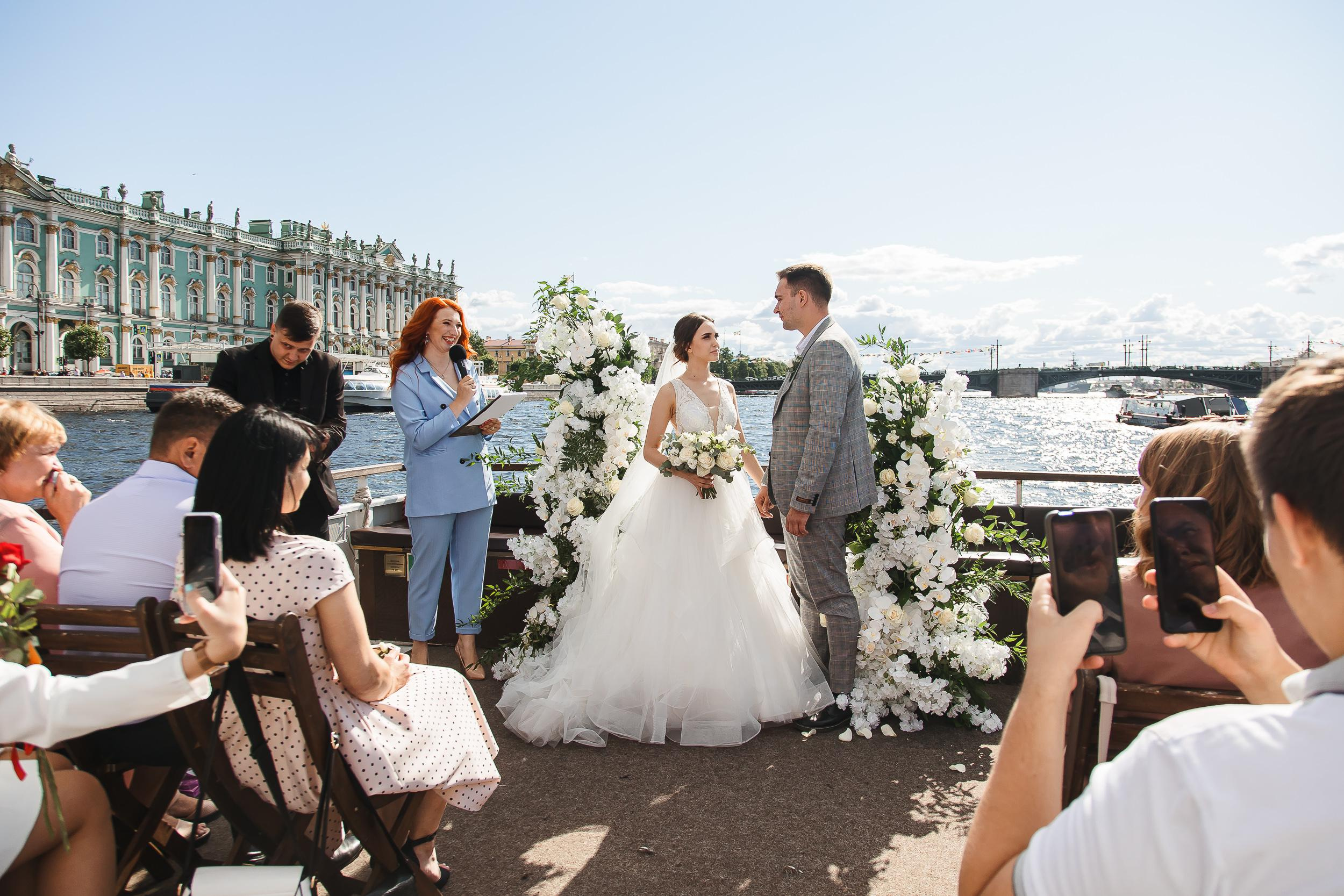 Свадьба Кости и Карины — настоящая романтика Петербурга