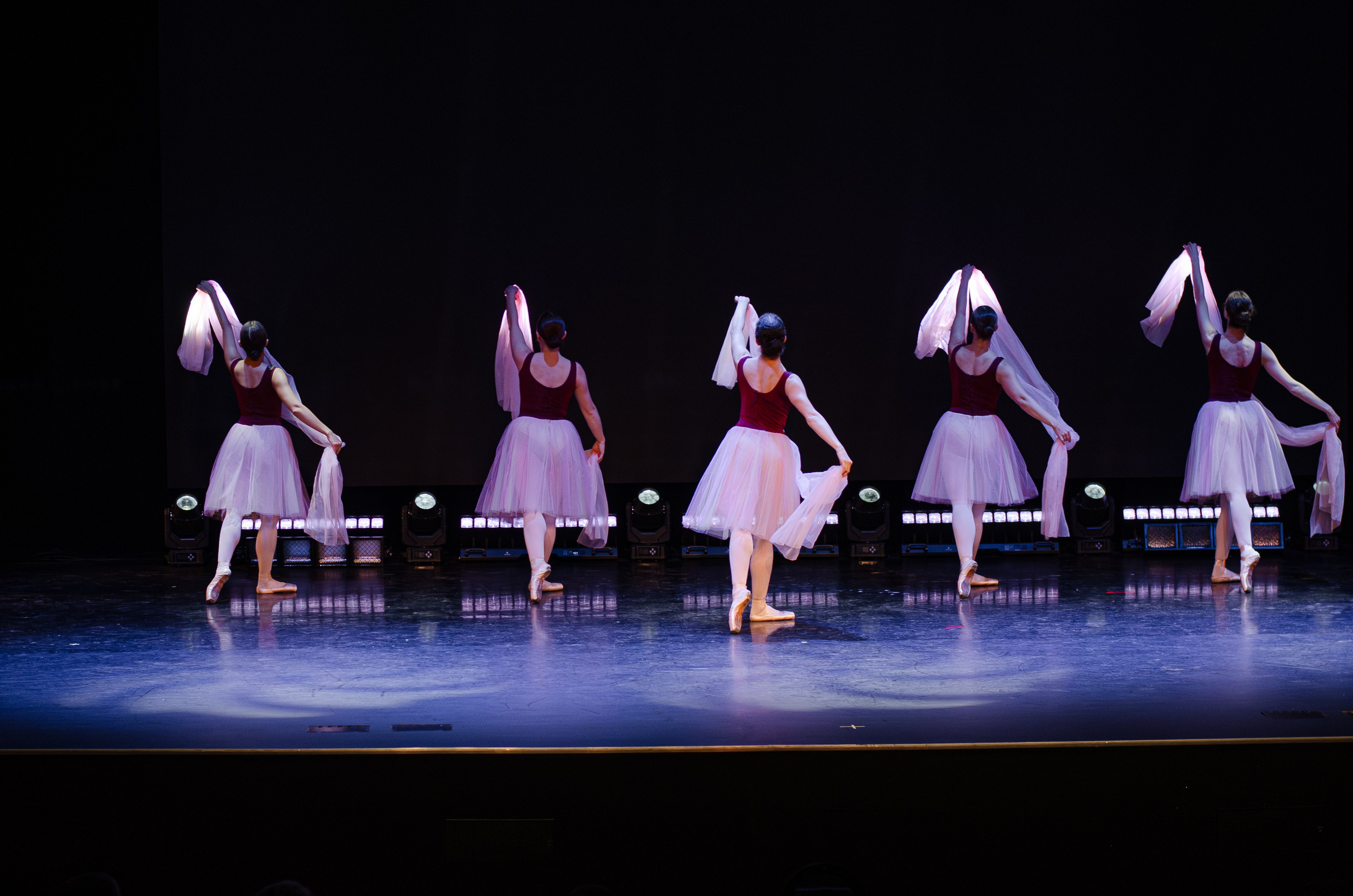 Гала-концерт Всероссийского фестиваля любительского балета Aurora PRIX — 2026. Портретный и репортажный фотограф в Санкт-Петербурге Варвара Жукова