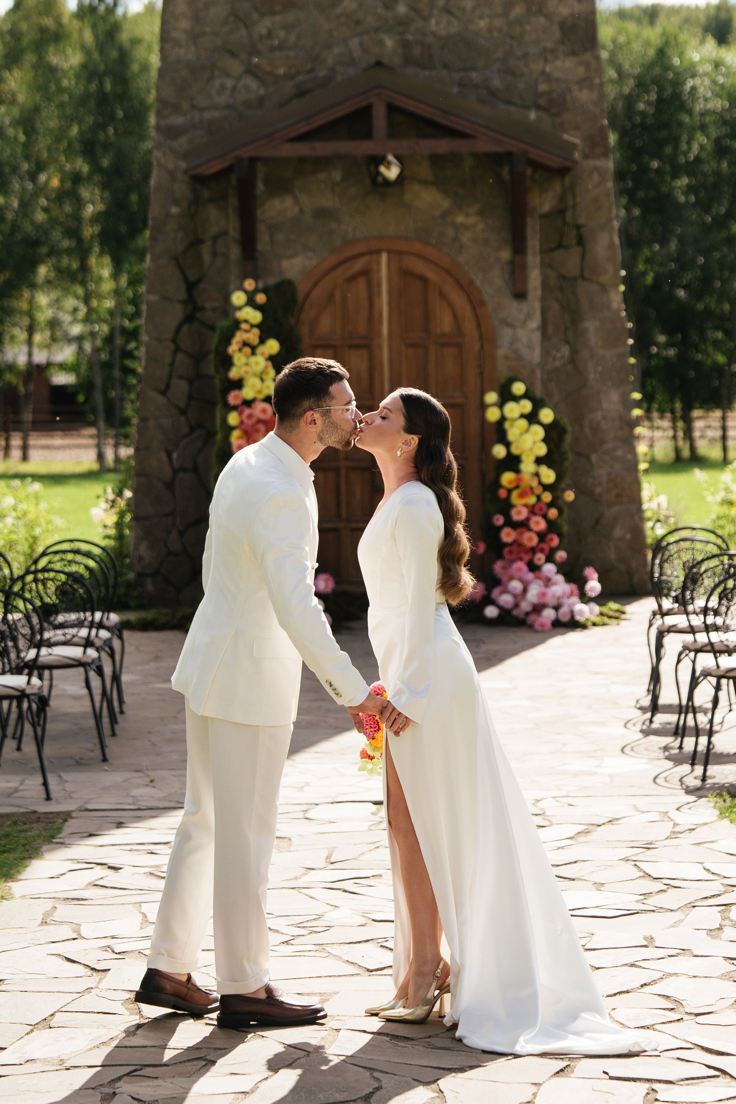 Валерия & Павел. Яркая свадьба в стиле модерн на природе. Свадебный фотограф организатор в Санкт-Петербурге Ассоль Опарина