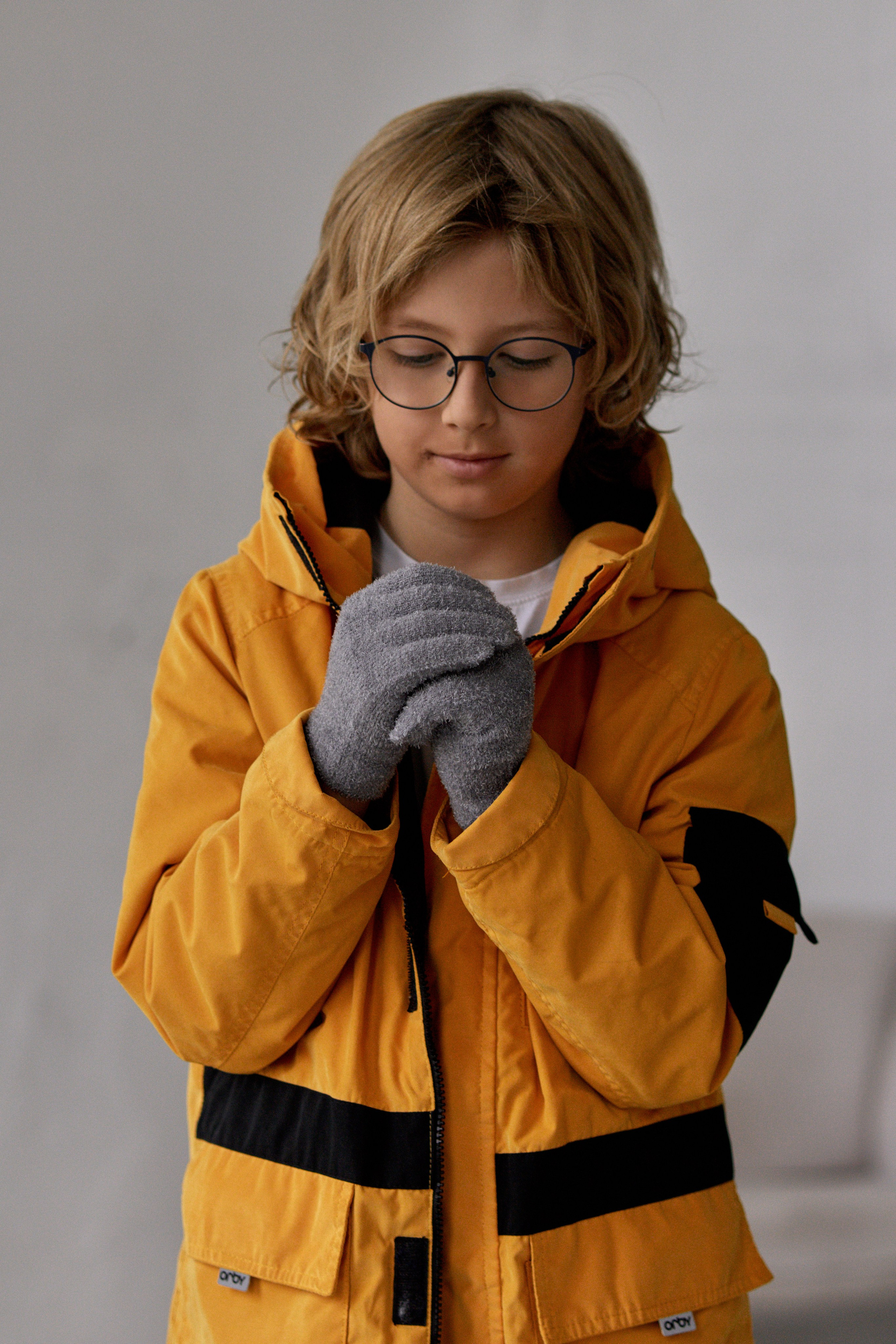 Зимние перчатки. Фото съемка товаров для макретплейсов Воронеж