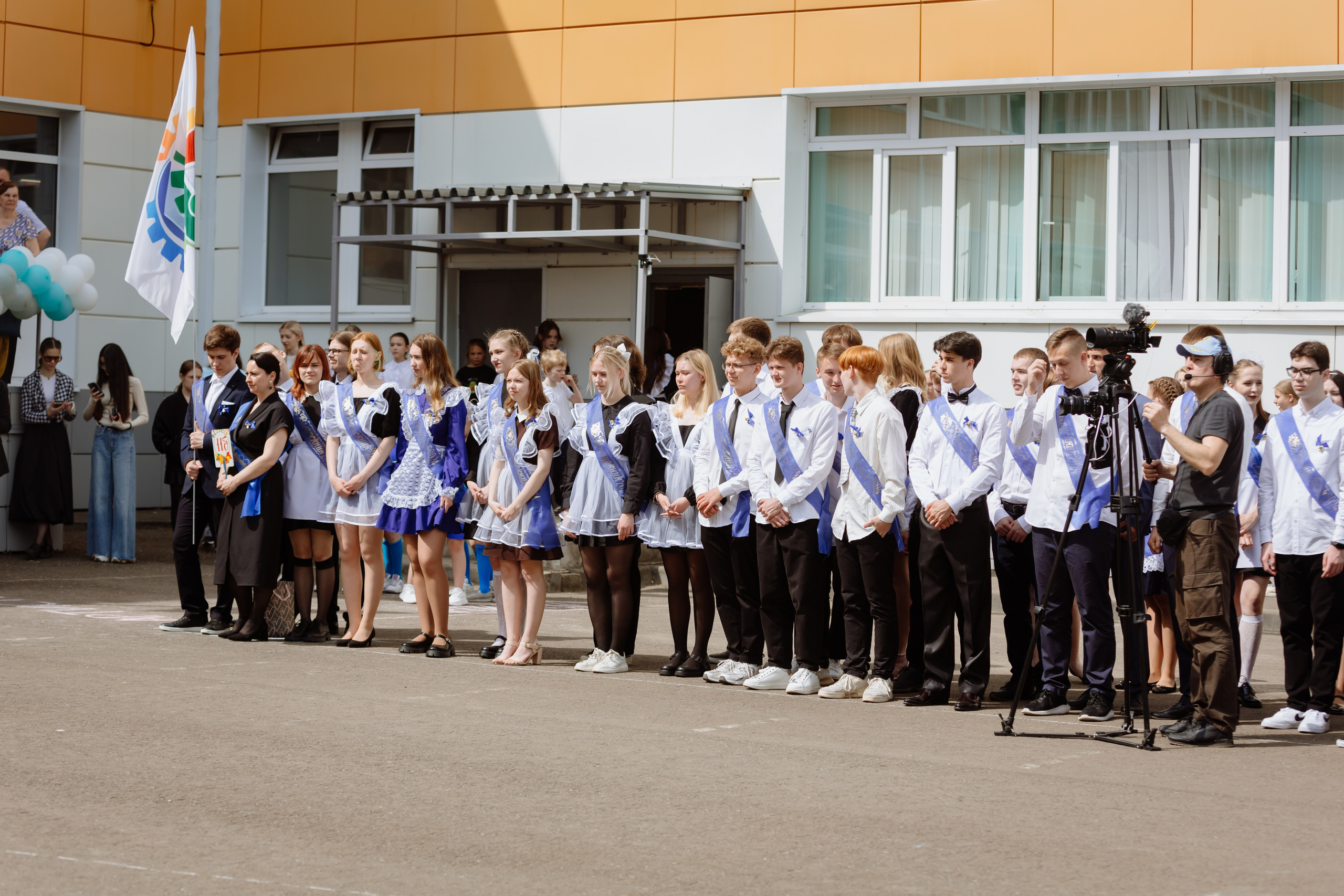 Последний звонок 2024 (3 часа фотосъемки). Профессиональный фотограф Надежда Антонова