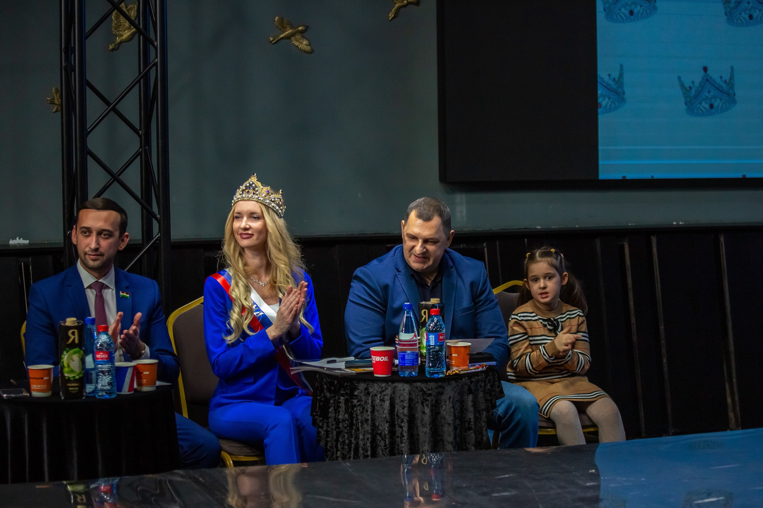 Юная королева Москвы 2024. Репортажный, семейный, свадебный, портретный фотограф