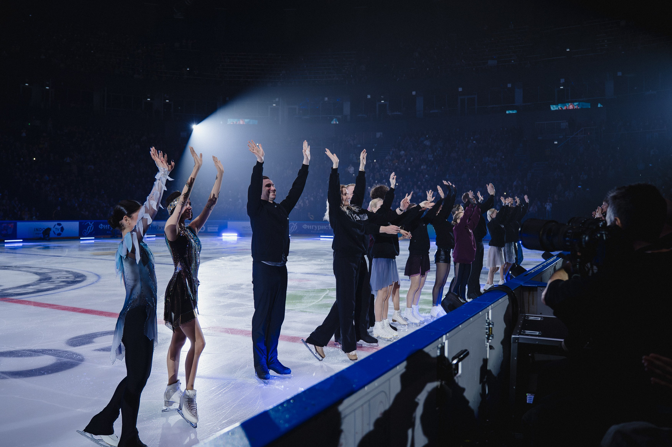 Шоу Этери Тутберидзе в Новосибирске. Воробьева Ксения — Спортивный и танцевальный фотограф Новосибирск