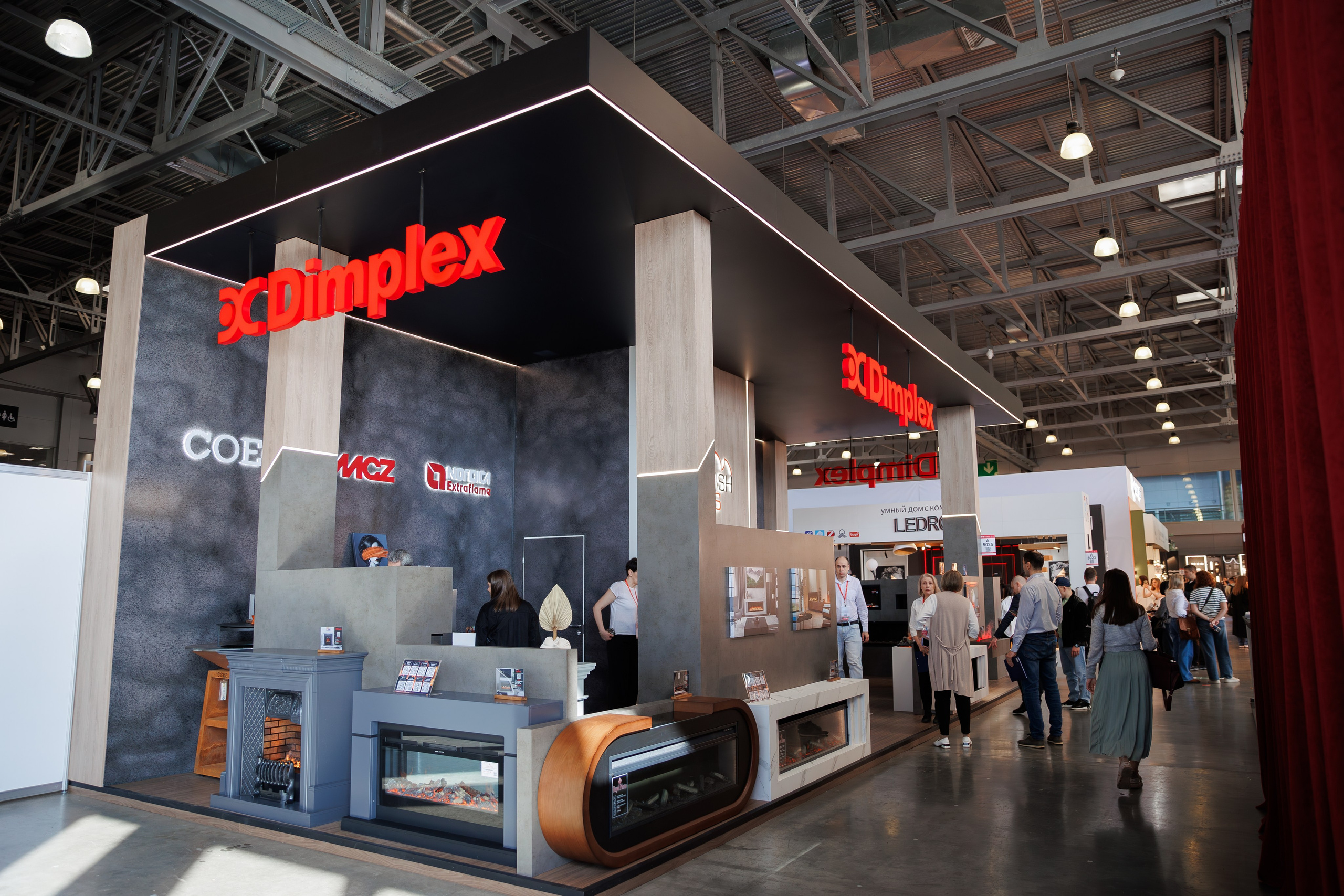 Выставка Royal Flame. Фотосъёмка для бизнеса — предметное фото, репортаж с мероприятий, портреты людей, съёмка интерьера и экстерьера