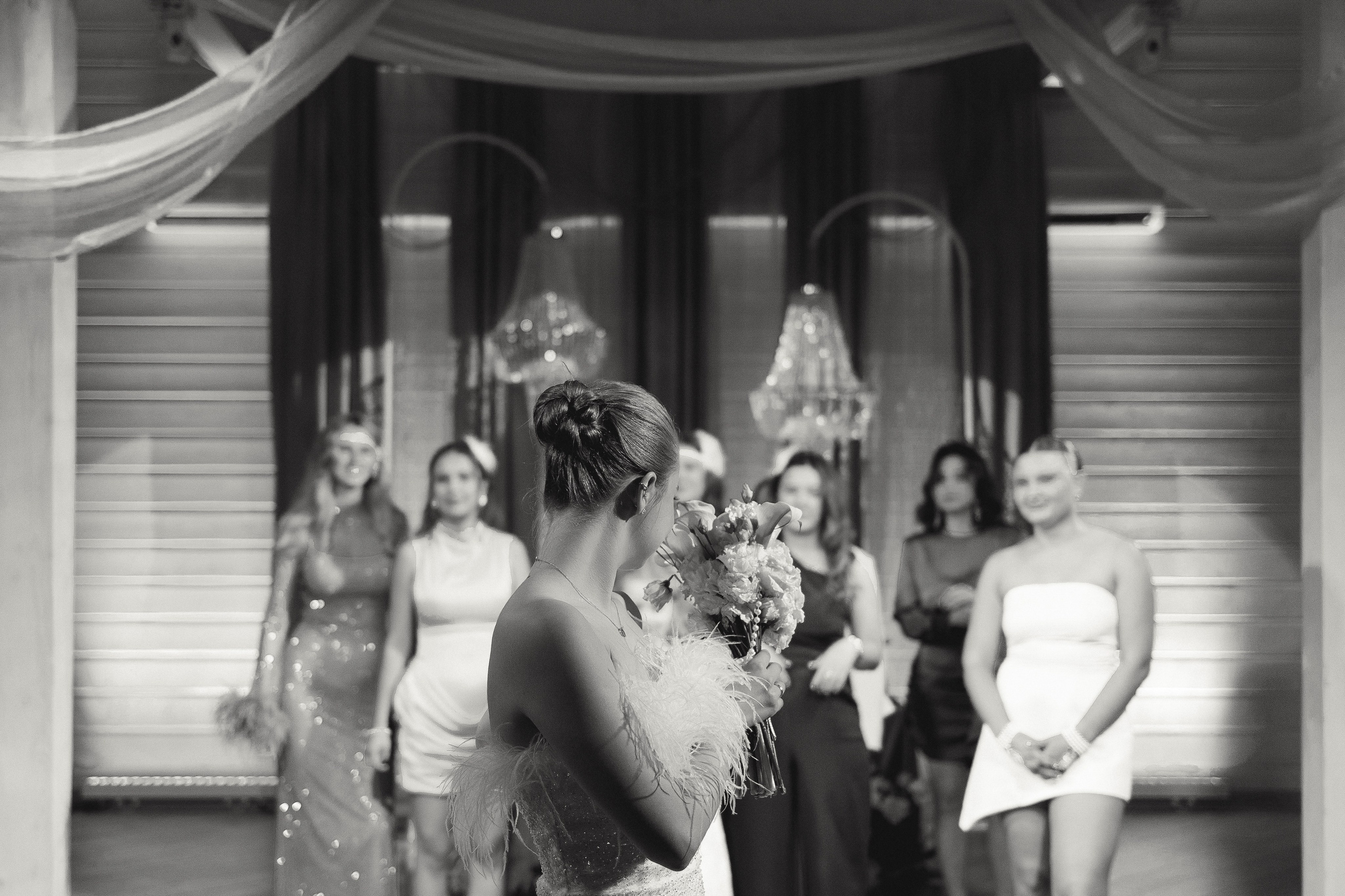 Влюбляться, целоваться. Свадебный фотограф в Москве | Профессиональный фотограф | Выгодные цены на услуги