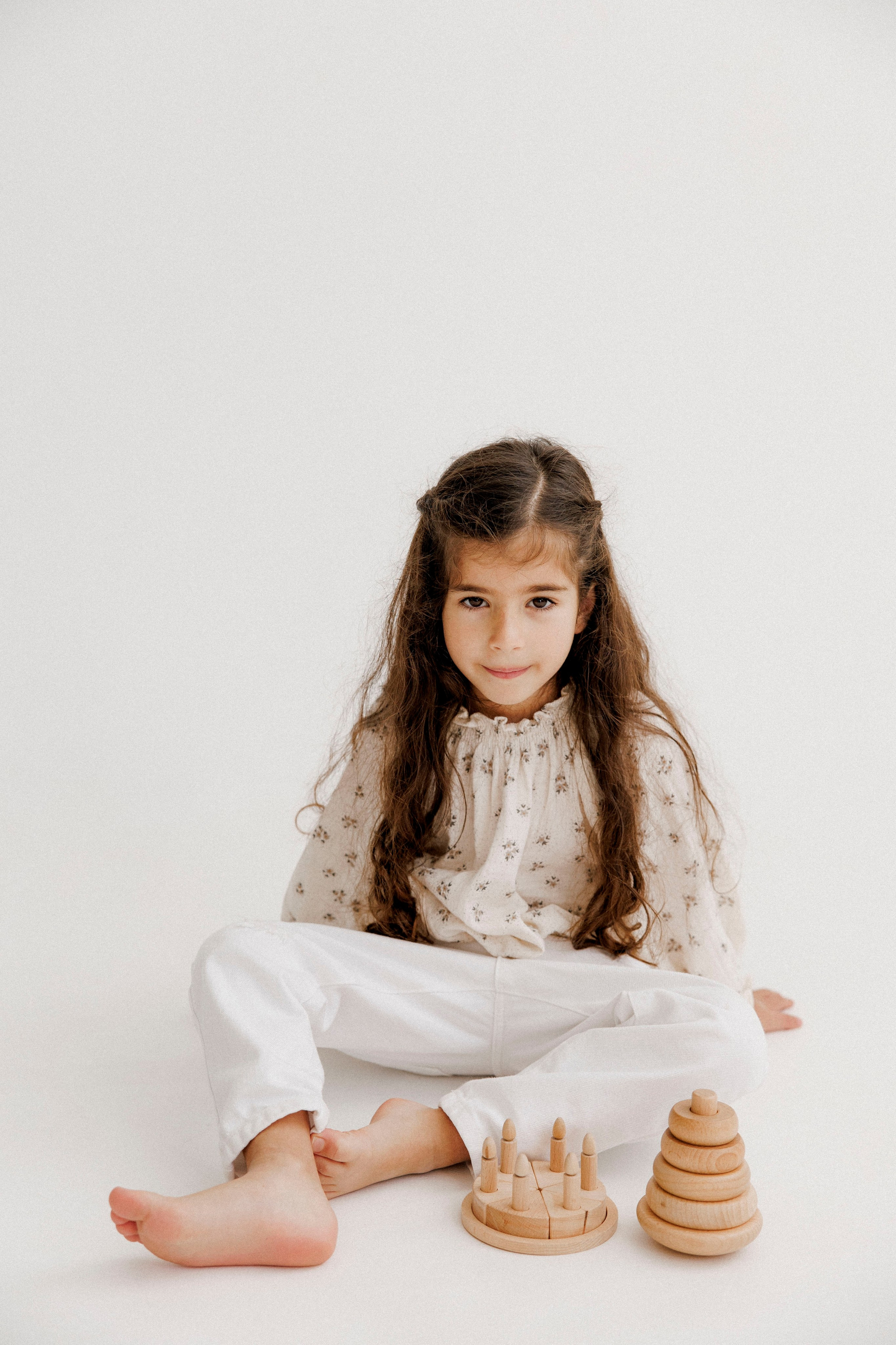 One year inside the White studio. Wedding and family photographer