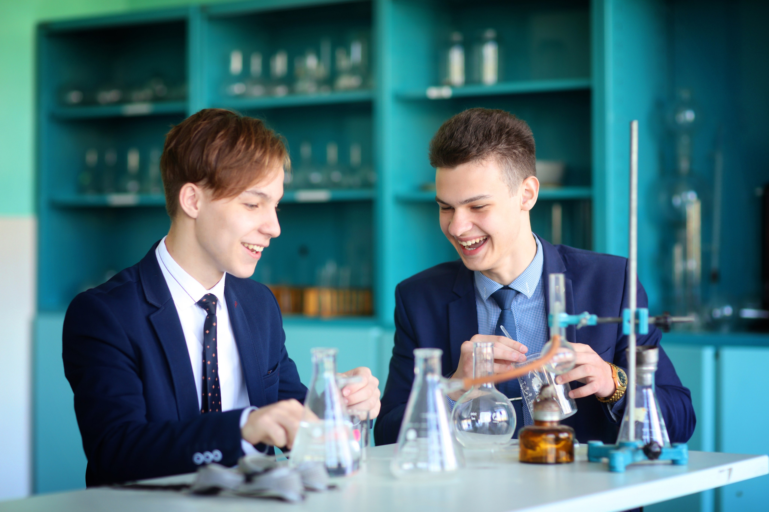 Современные выпускные альбомы. Мы делаем не просто альбомы, а стильные фотокниги