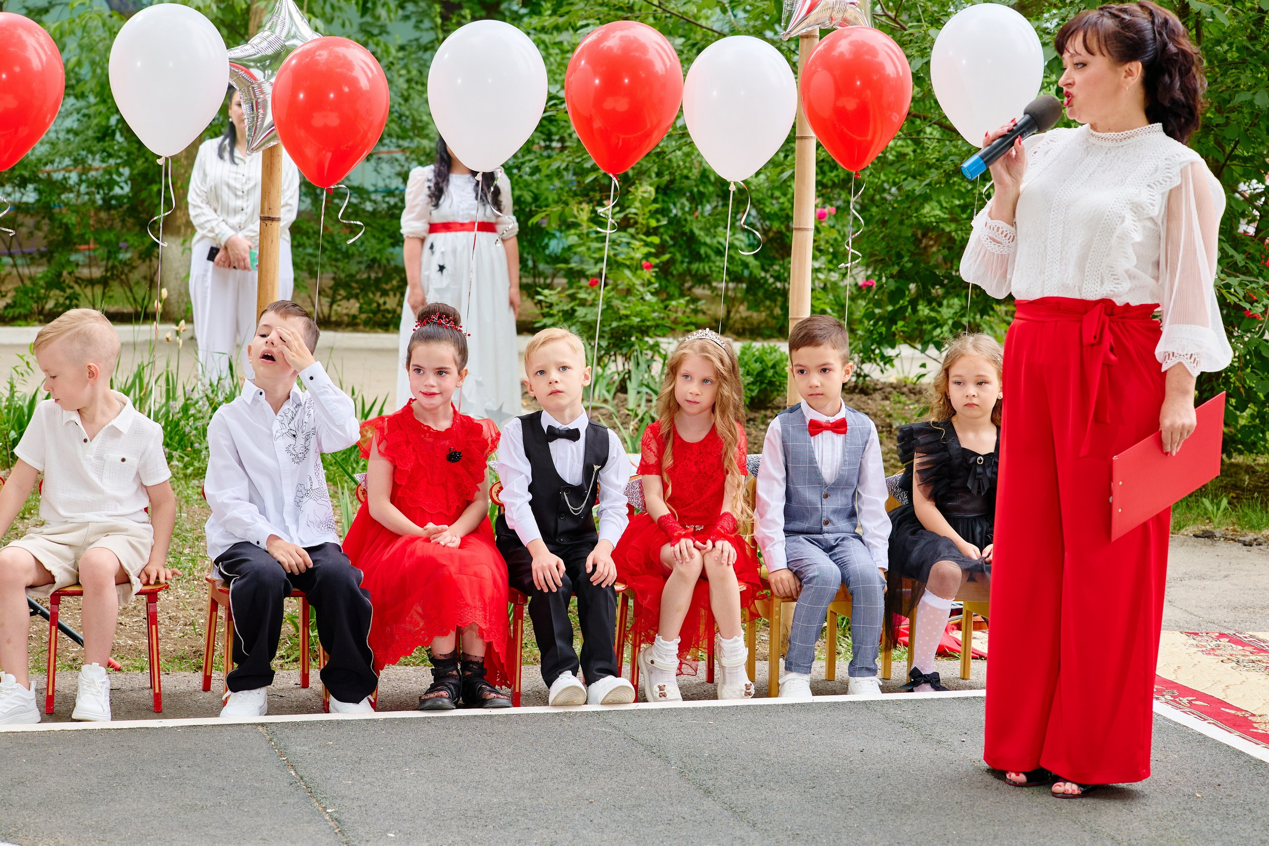 Выпускной 45 сад. Фотограф Выпускные альбомы Таганрог Сергей Коробченко