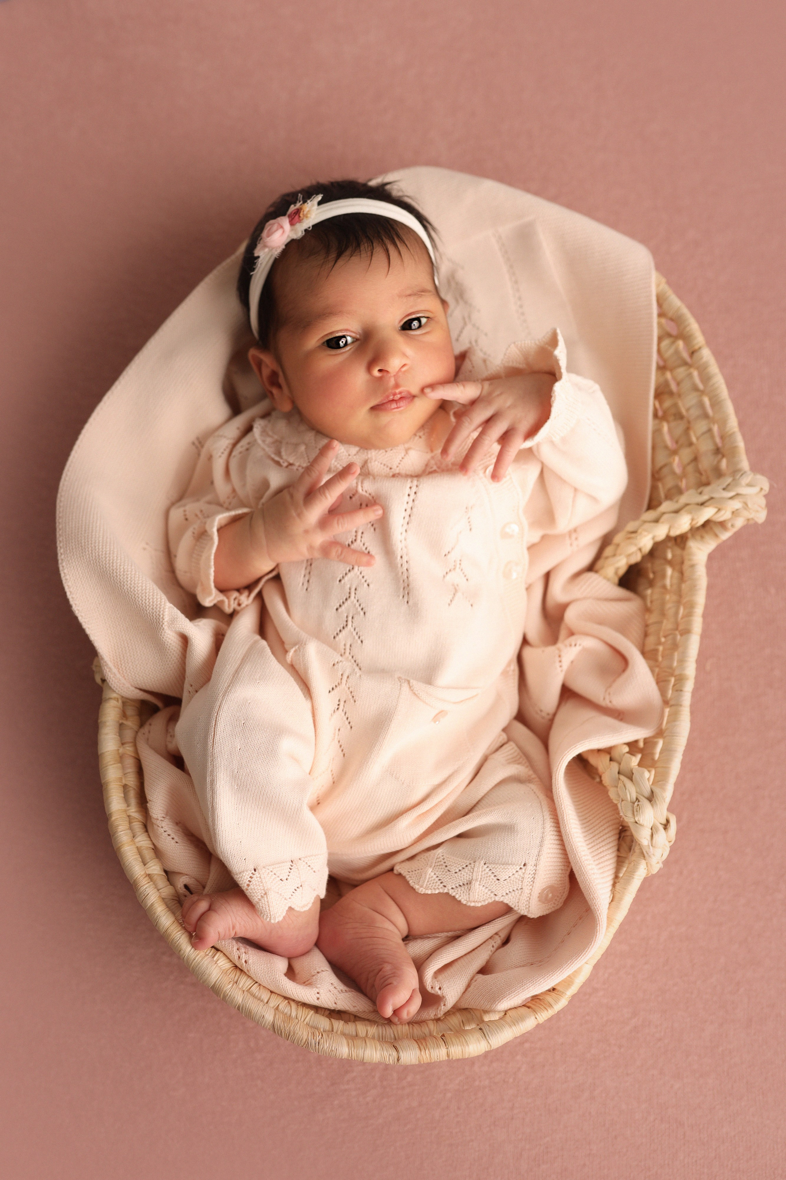 Новорожденные. Семейный фотограф и фотограф новорожденных в Санкт-Петербурге Алевтина