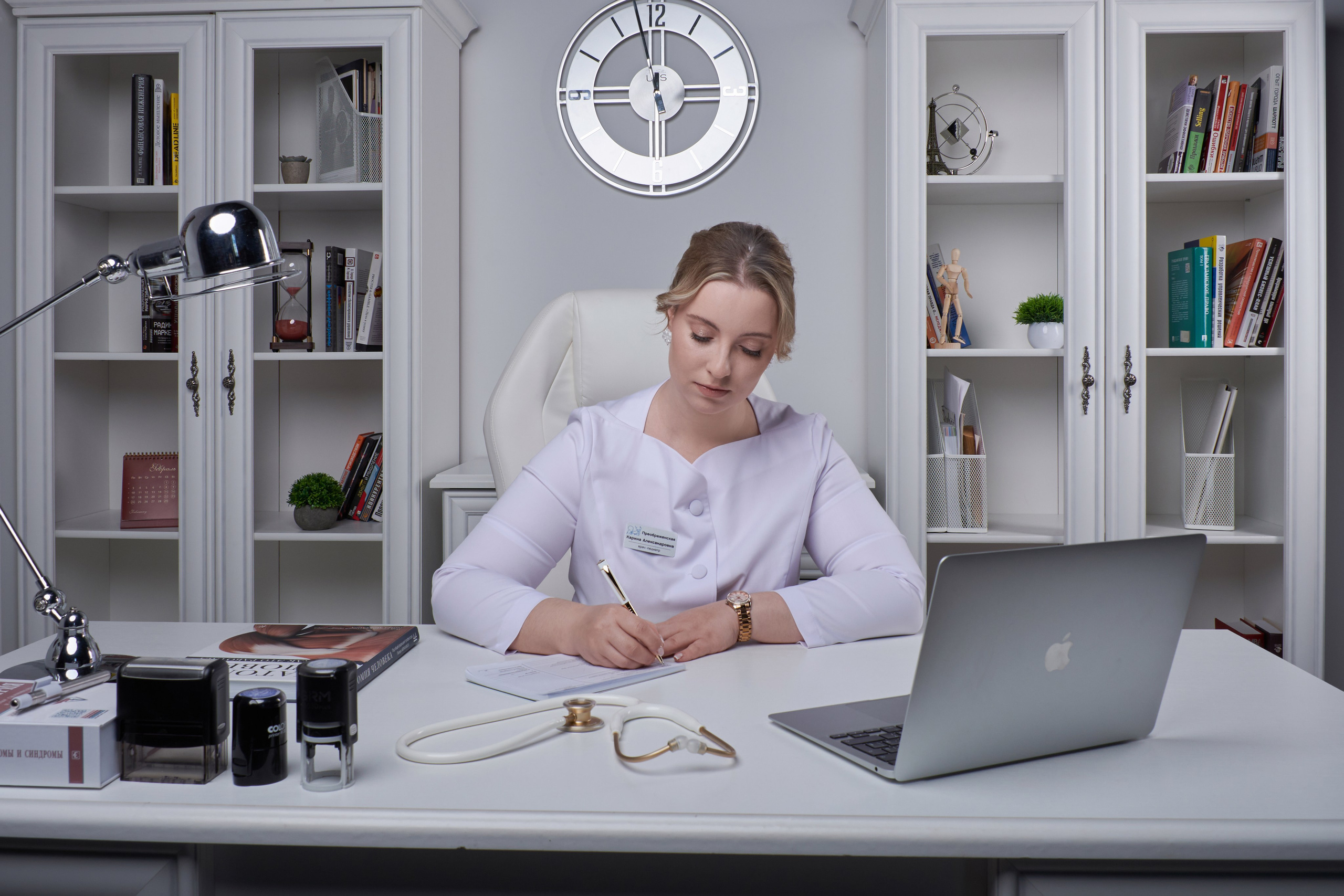 Фотосессия врача-педиатра | Карина Преображенская. Сергей Крафт | Фотограф