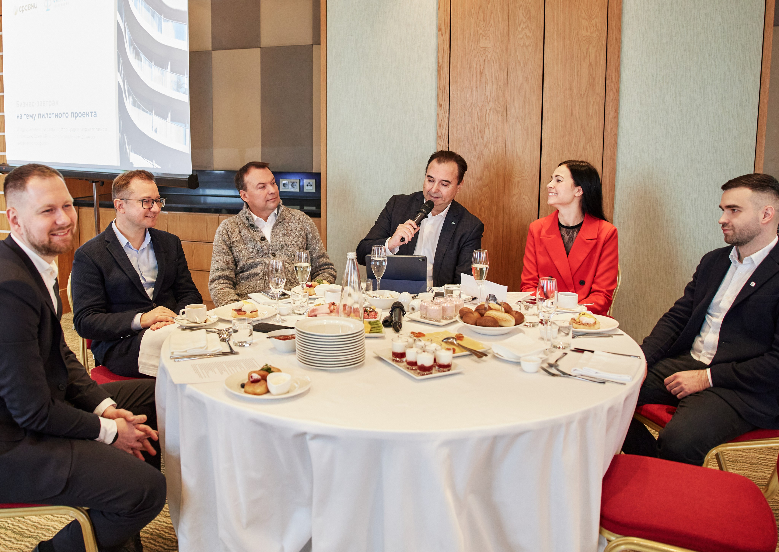 Репортажная съемка конференции в Москва сити. Репортажный фотограф Катерина Гилс Москва