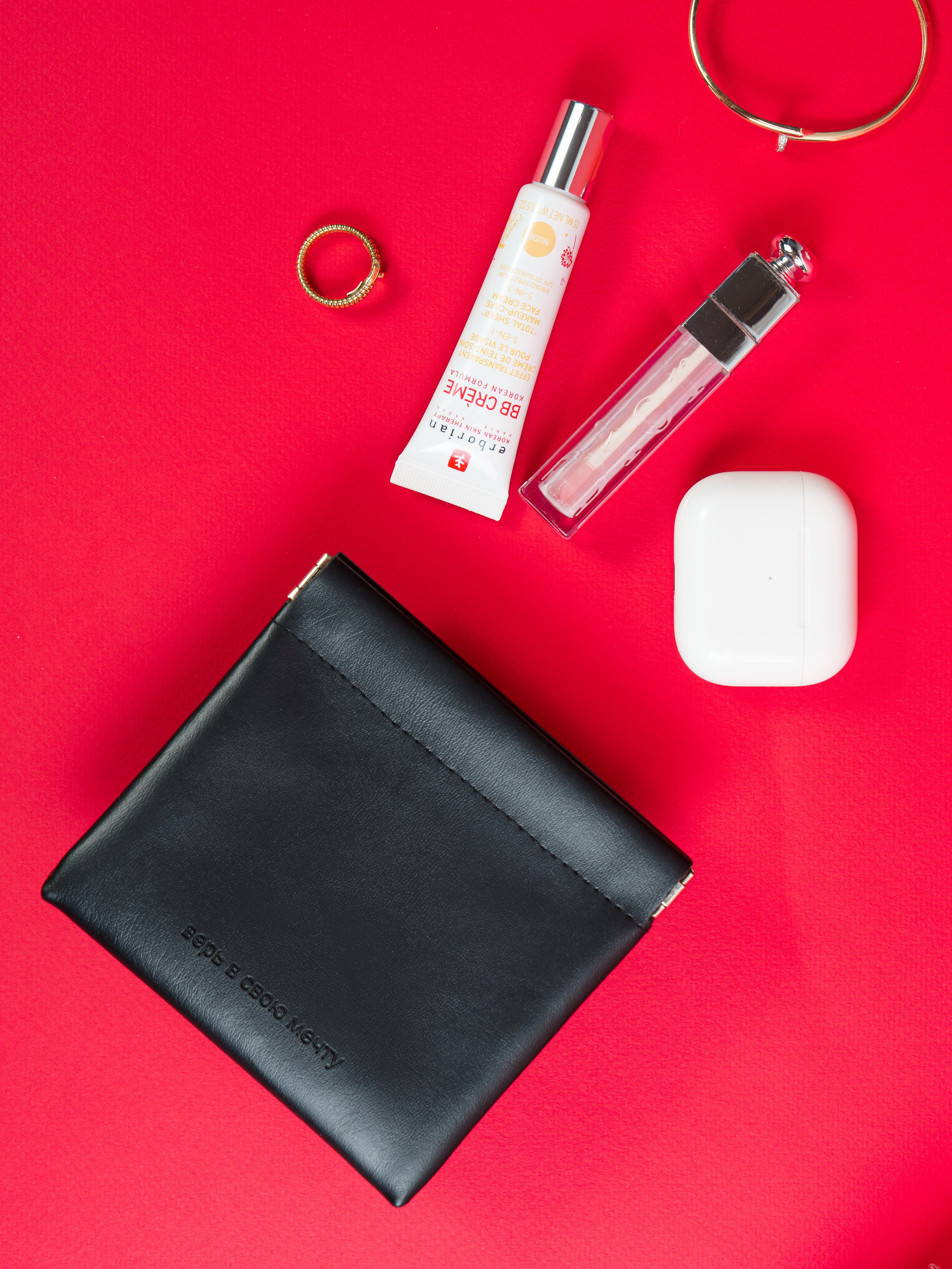 Косметички для WB. Портретный и Контент фотограф Григорий Семенов (Grifon) в Ижевске