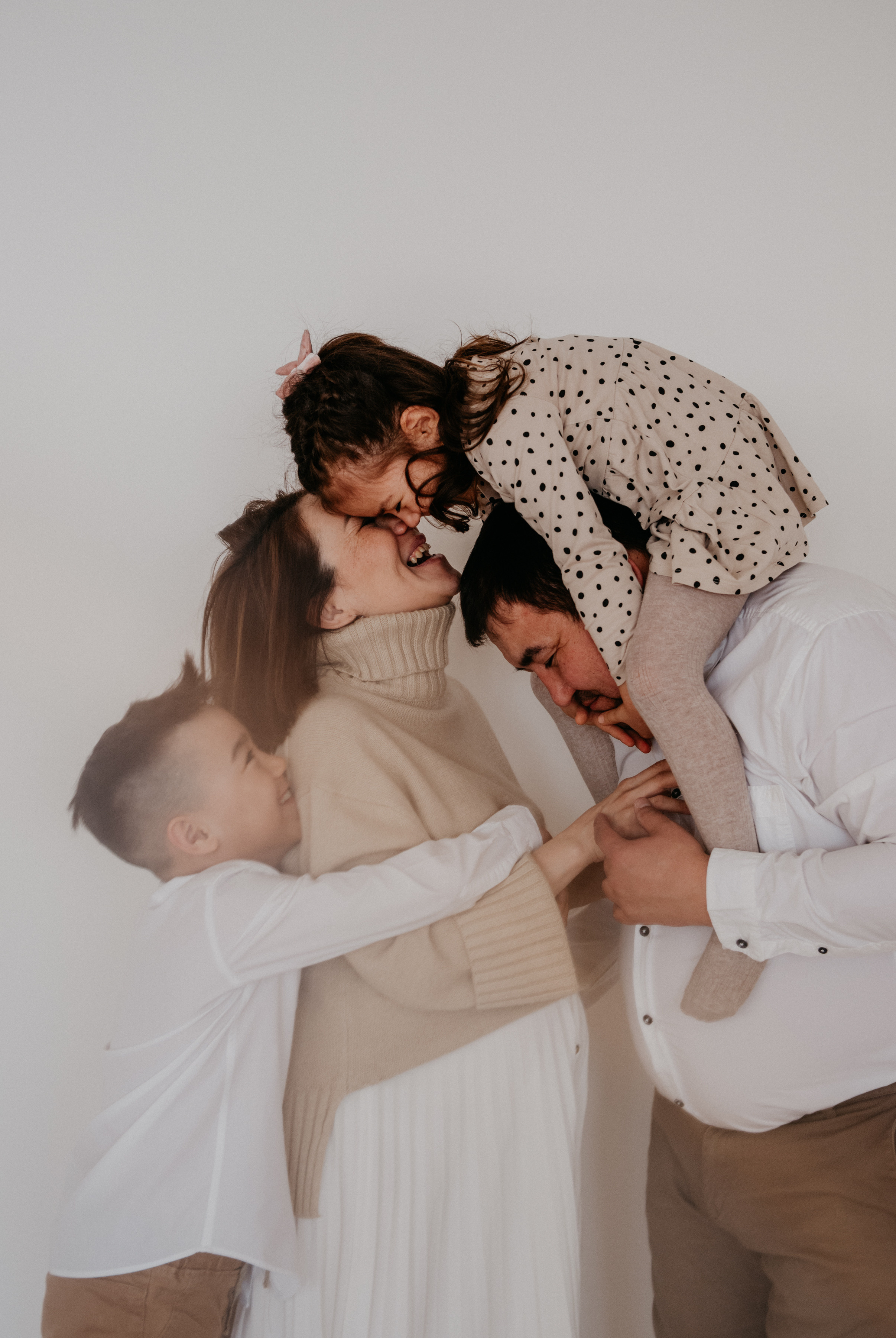 В ожидании всей семьёй. Семейный фотограф в Оренбурге Юлия Зиборева