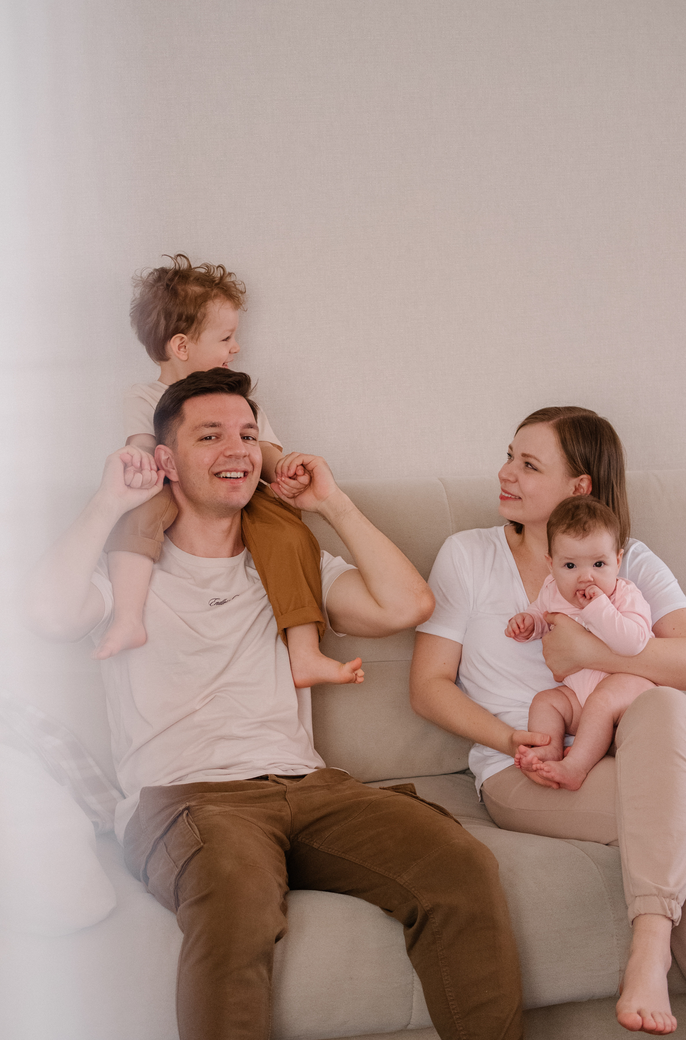 Жить жизнь/ Антон Юля Арсений Мирослава. Семейный фотограф в Оренбурге Юлия Зиборева