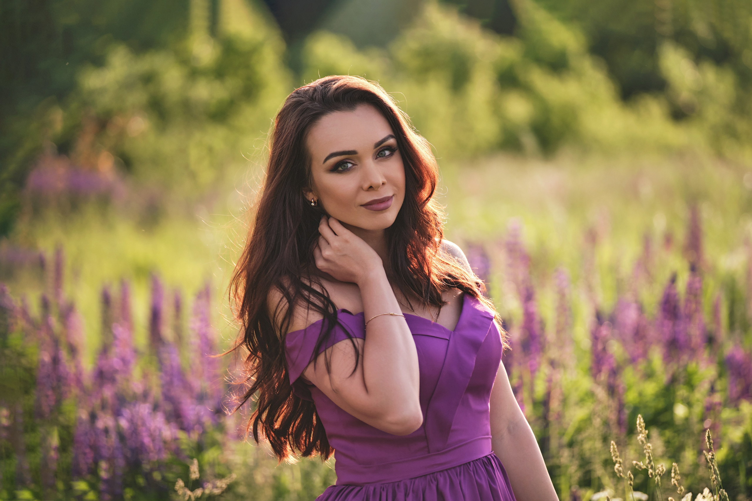 Female portrait. Main page