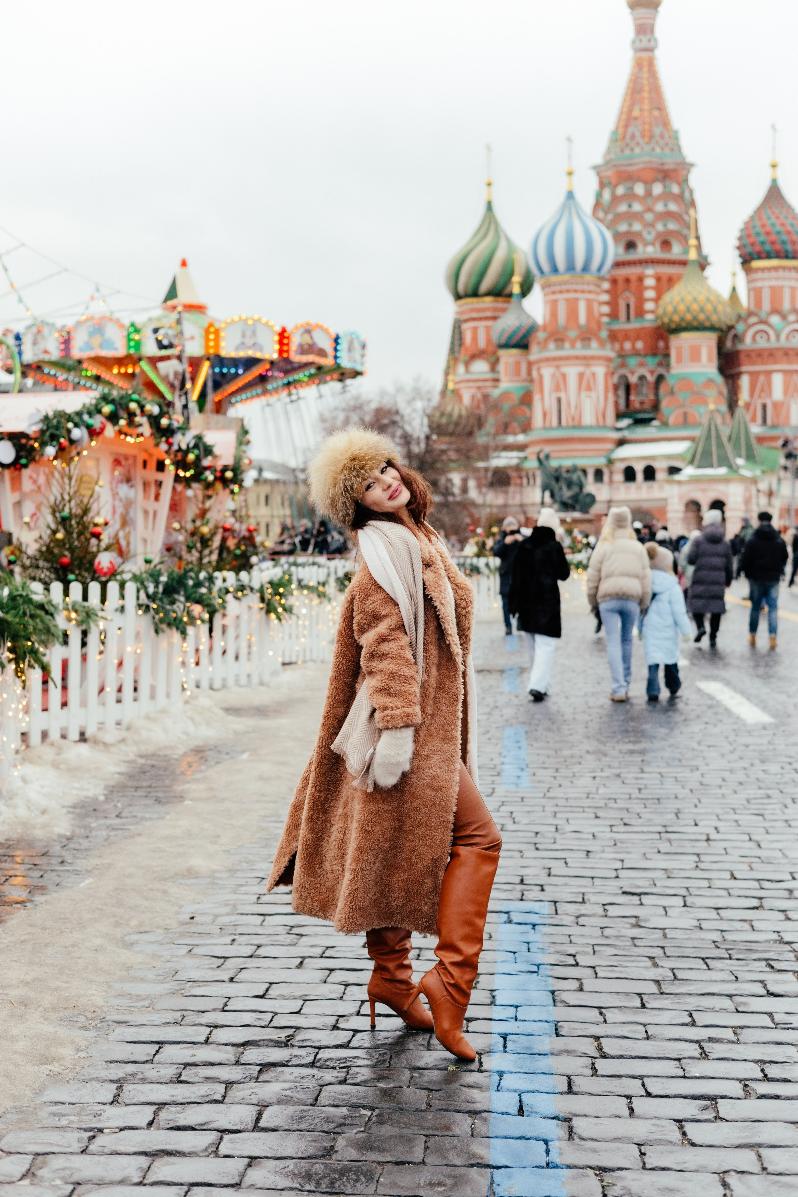 Новогодняя ярмарка на Красной площади. Главная