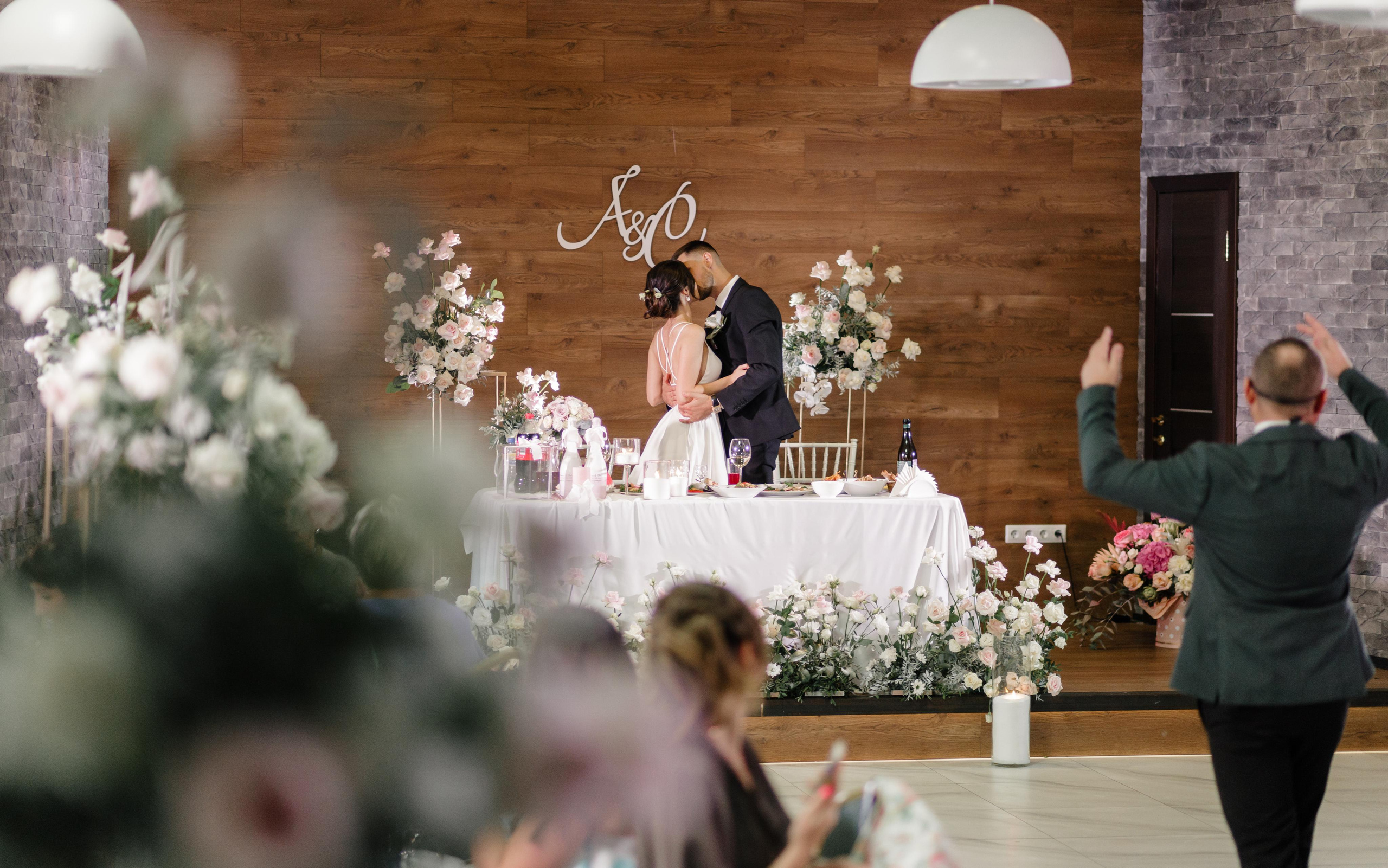 Антон и Света. Свадебный фотограф в Пскове Алексей Архипов