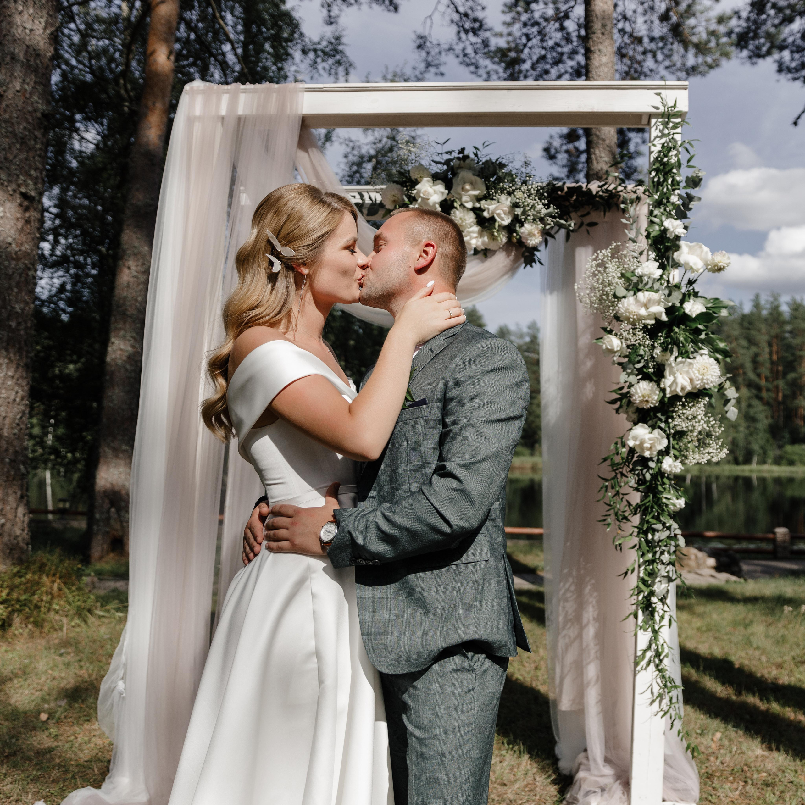 Андрей и Таня. Свадебный фотограф в Пскове Алексей Архипов