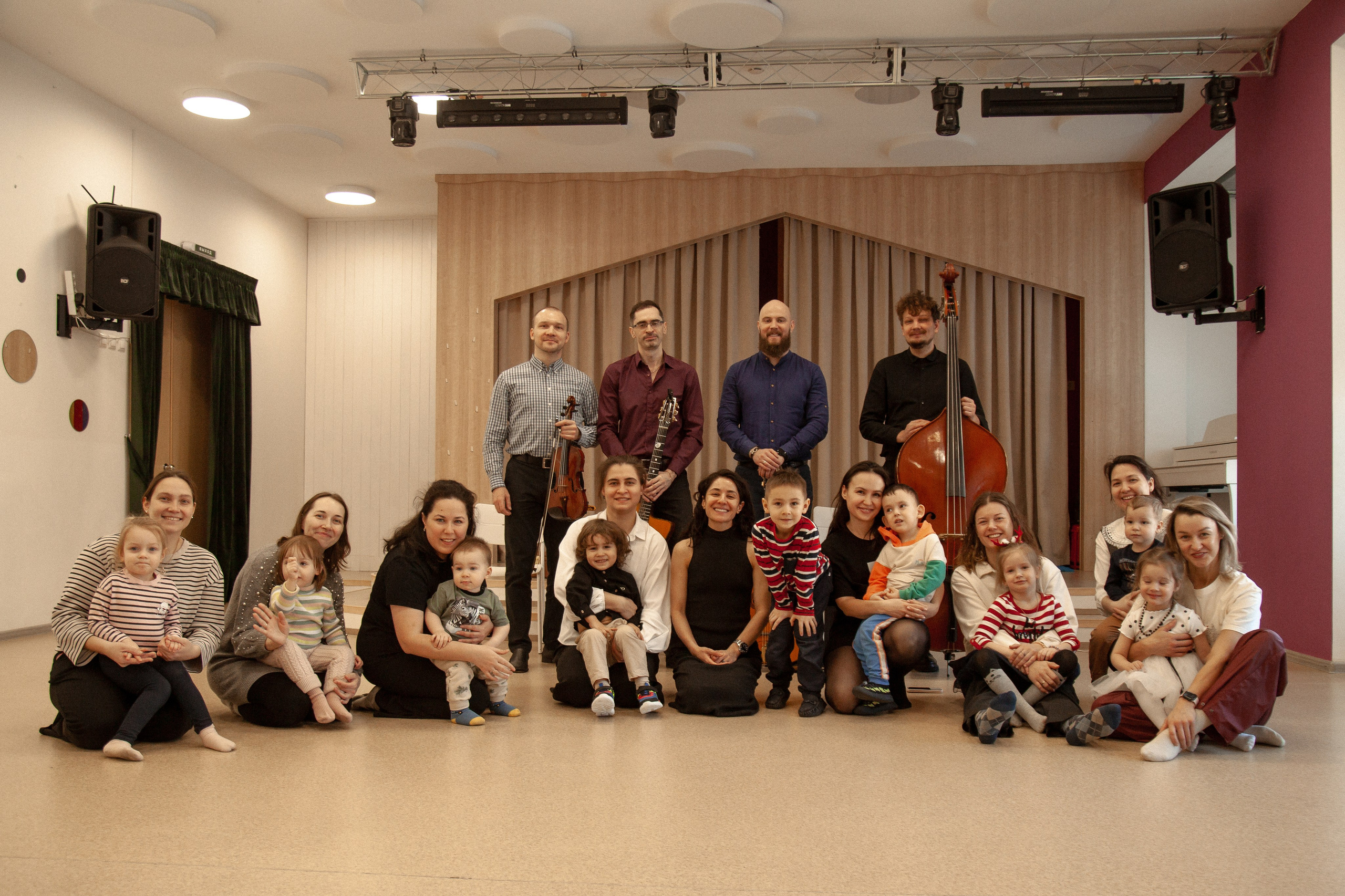 Детский концерт. Джаз-бэнд «МанушМануш». Золотые Бусины. 22.02.2025. Профессиональное фото в Казани: от идеи до результата. Фотограф Яна Мур