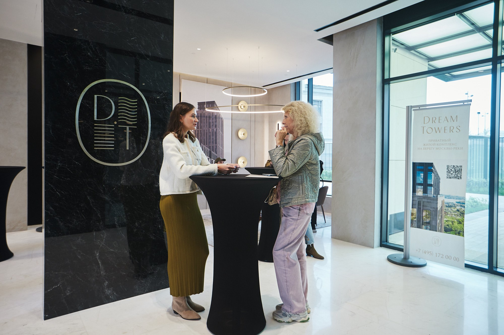 Открытие продаж DreamTowers — репортажная съёмка PR-мероприятия в Москве. Репортажный фотограф в Москве — Дмитрий Тарасов | Съёмка мероприятий, концертов, корпоративов
