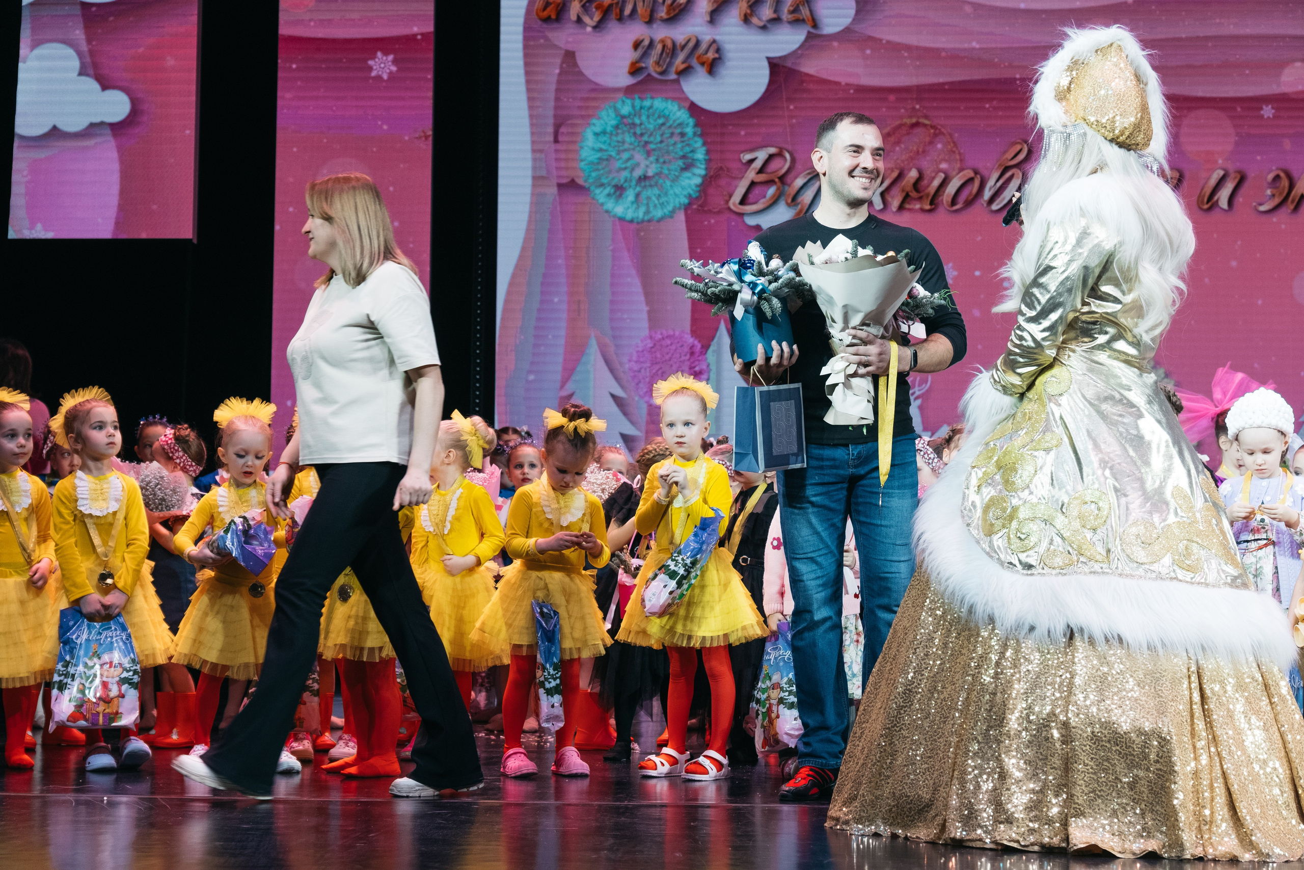 СурГУ 23.12.23. Репортажный и свадебный фотограф в Сургуте