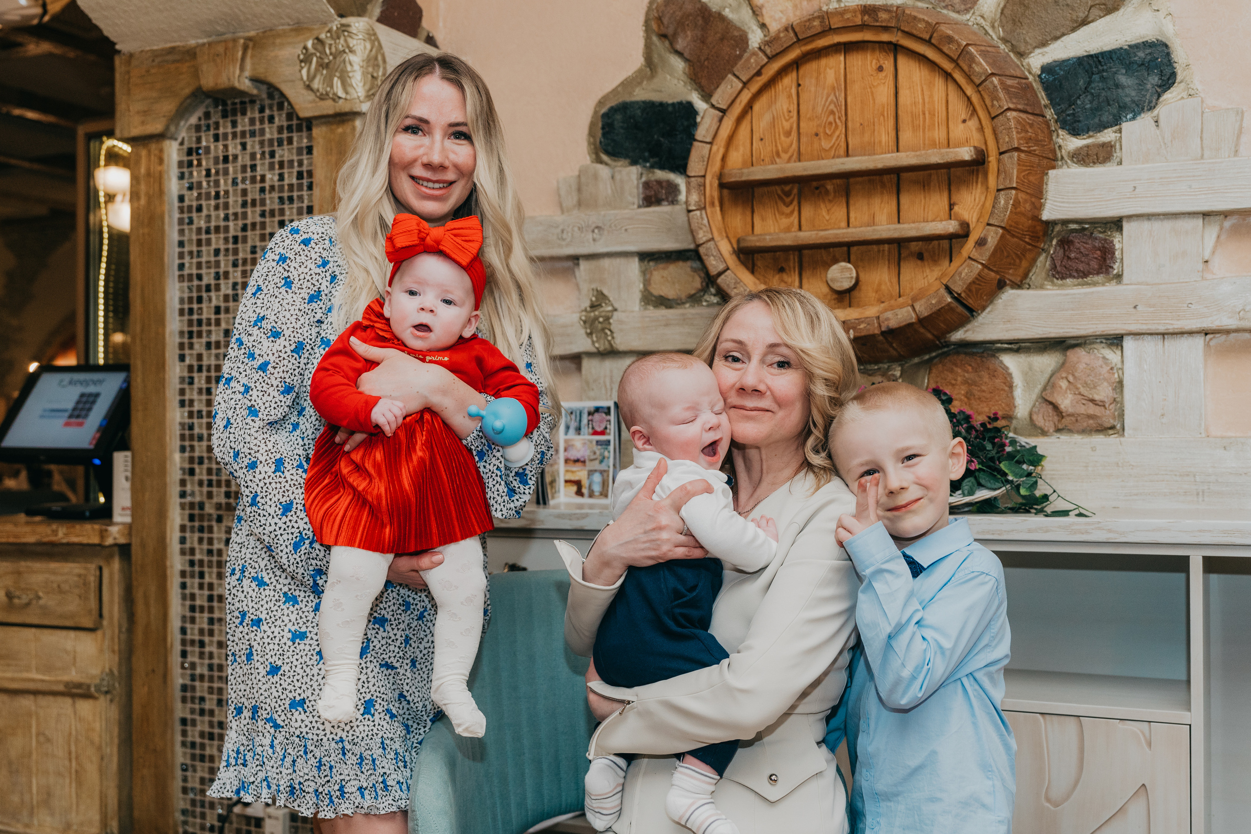 Крещение Марка и Майи. Фотограф Никита Комаров