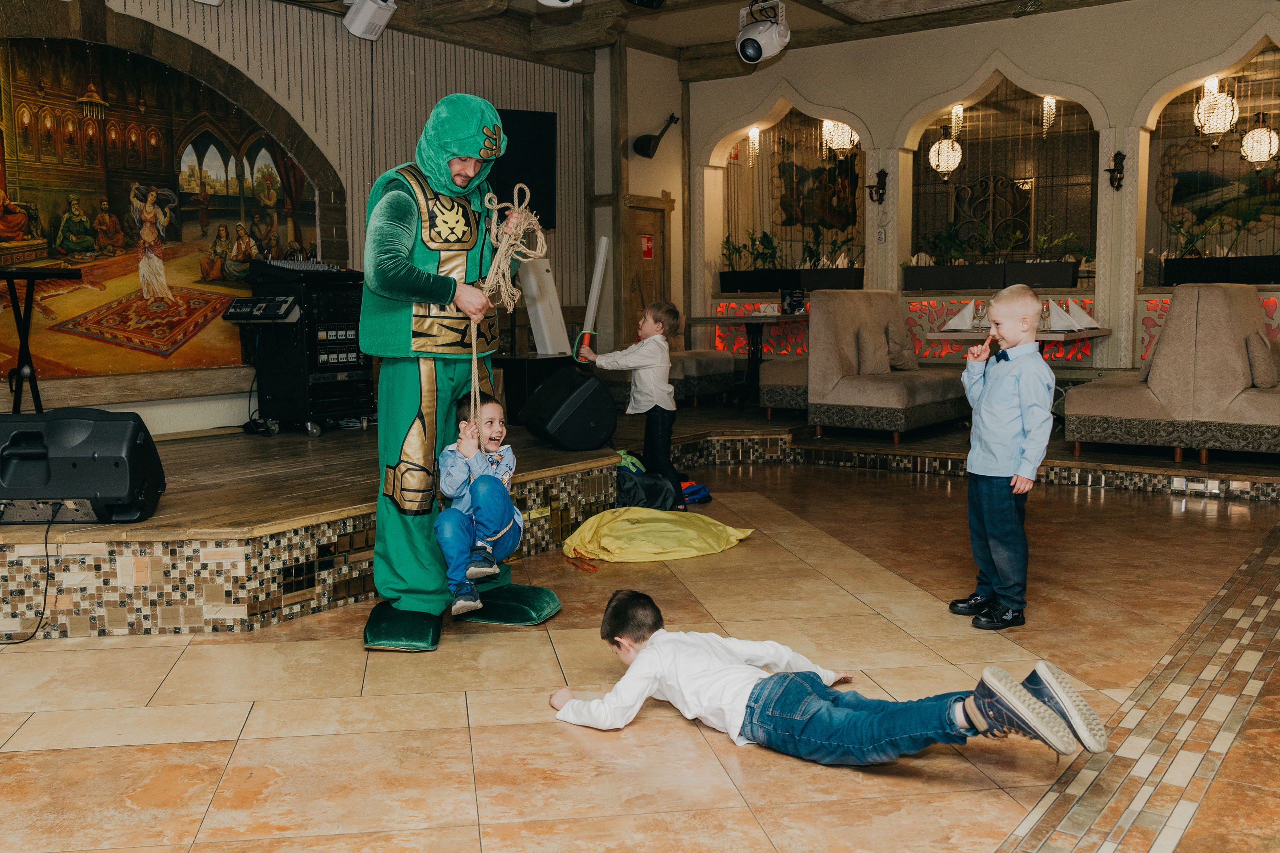 Крещение Марка и Майи. Фотограф Никита Комаров