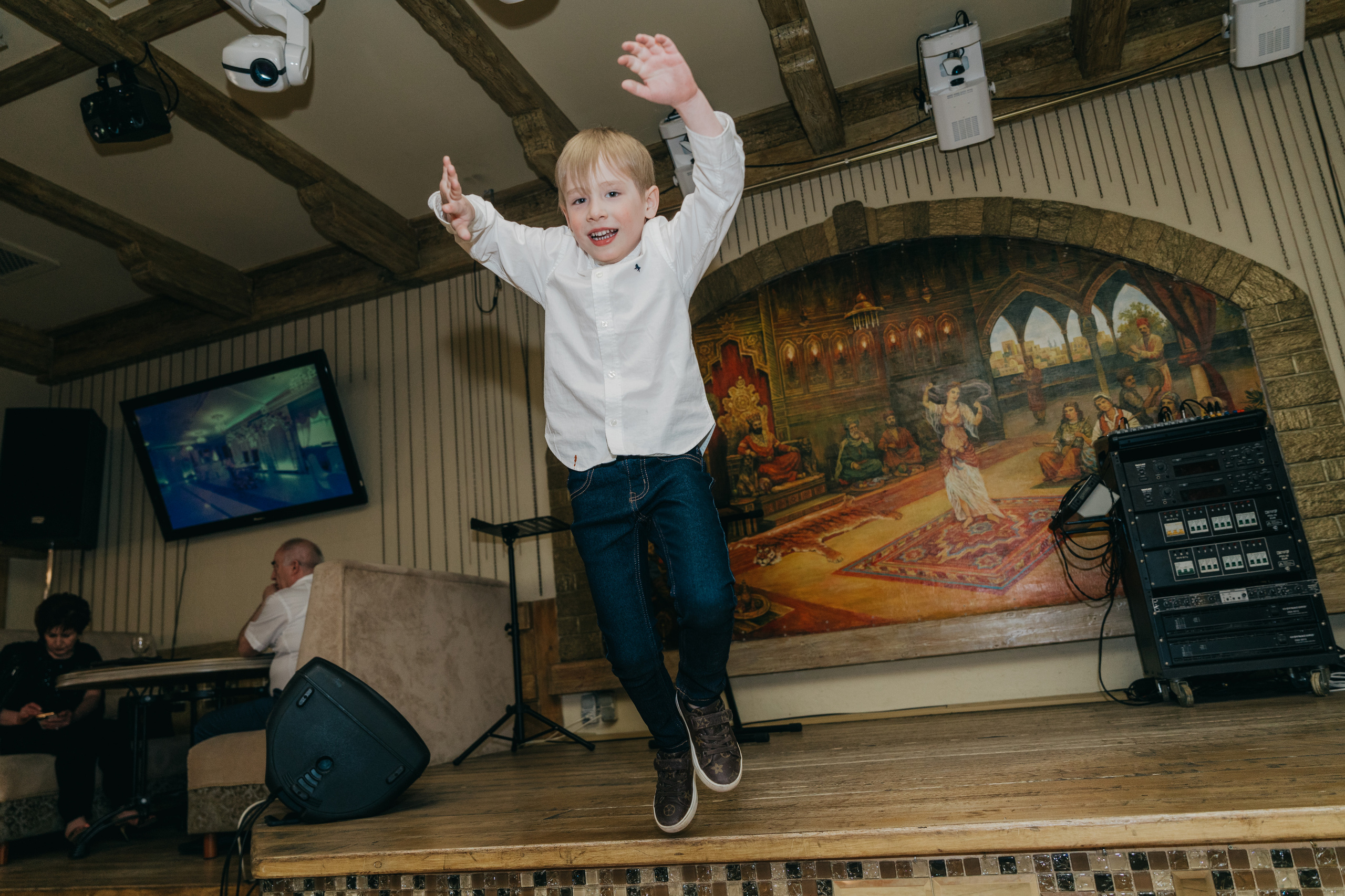 Крещение Марка и Майи. Фотограф Никита Комаров