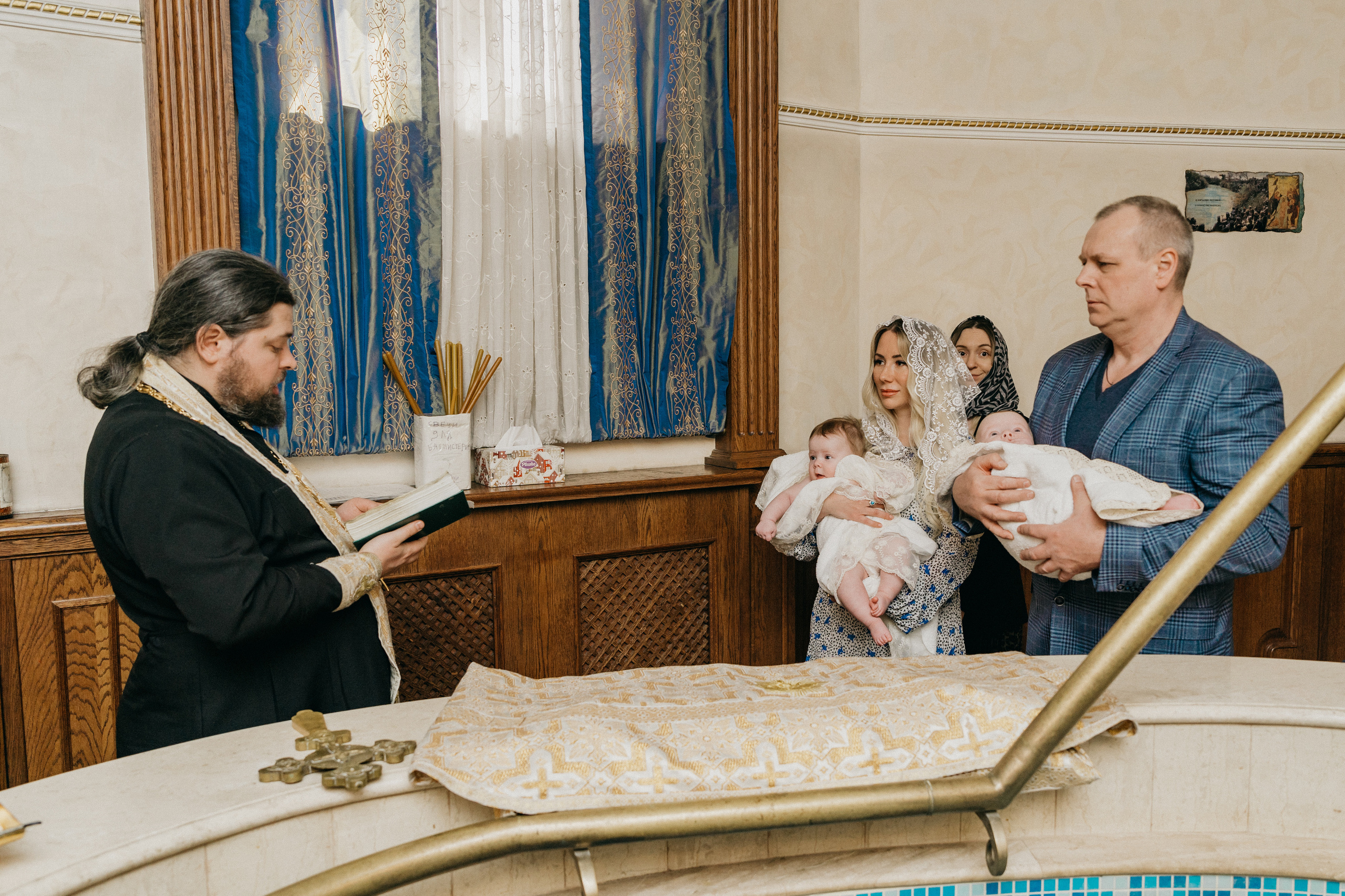 Крещение Марка и Майи. Фотограф Никита Комаров