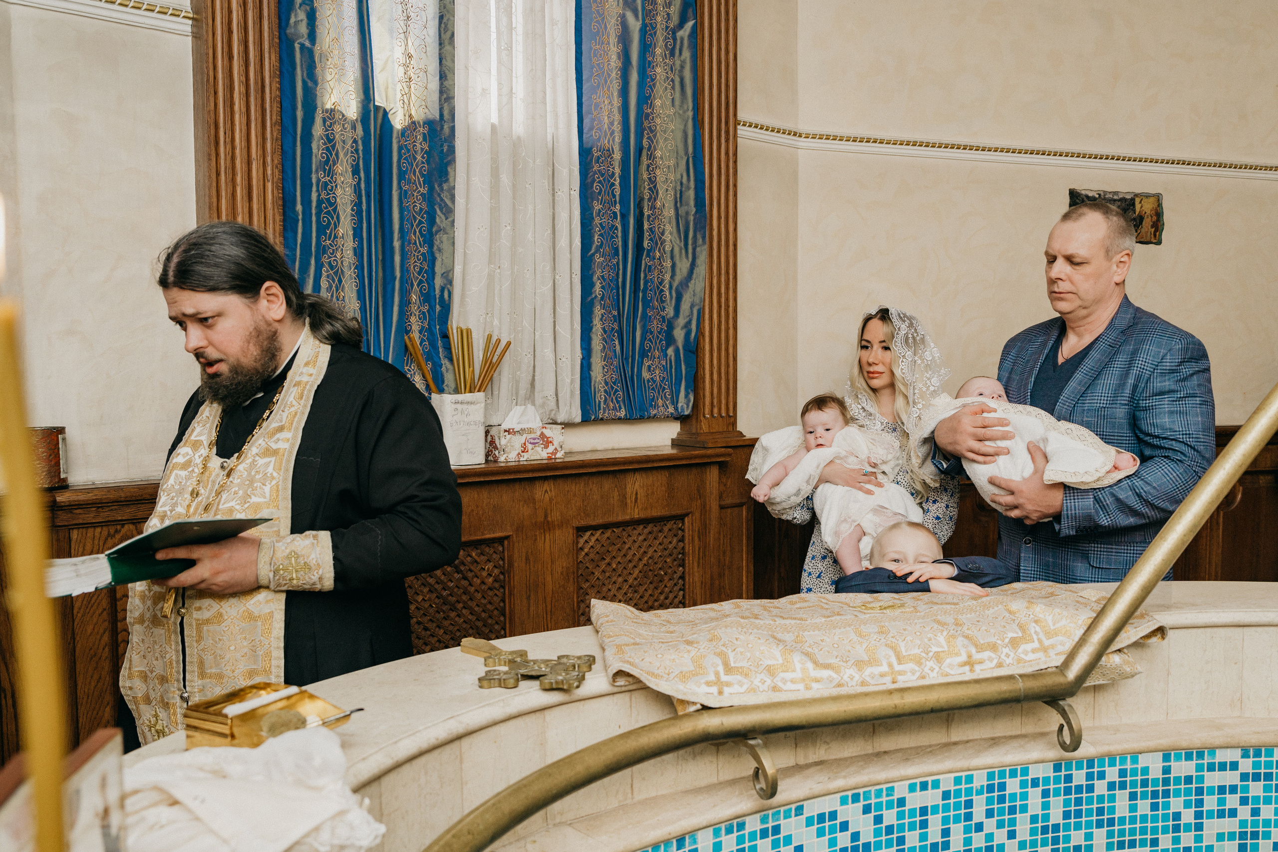 Крещение Марка и Майи. Фотограф Никита Комаров