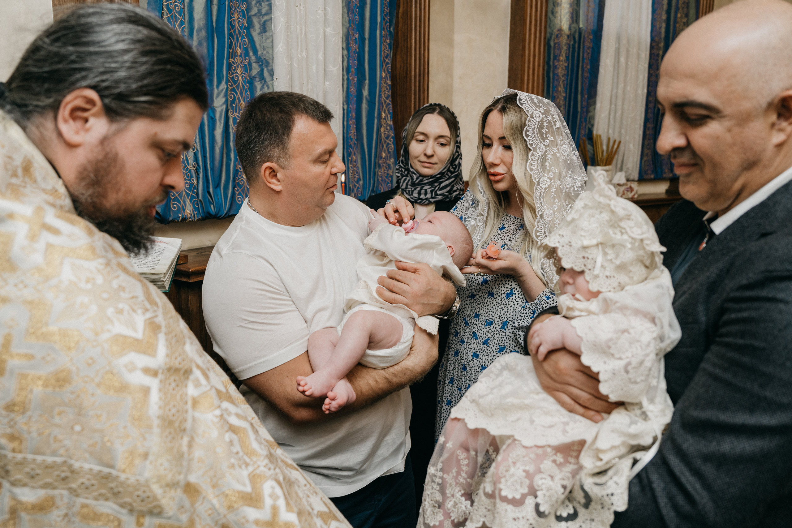 Крещение Марка и Майи. Фотограф Никита Комаров