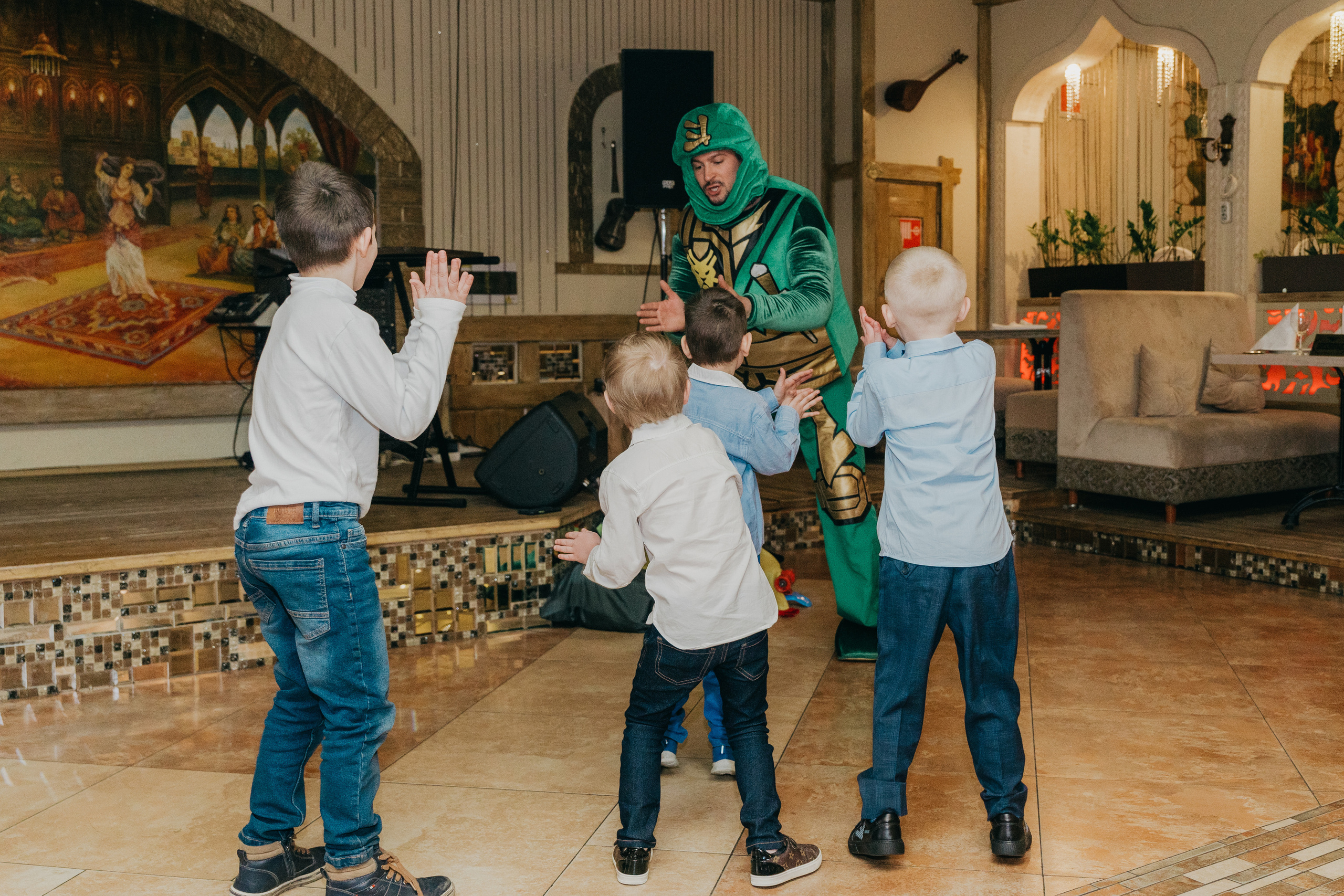 Крещение Марка и Майи. Фотограф Никита Комаров