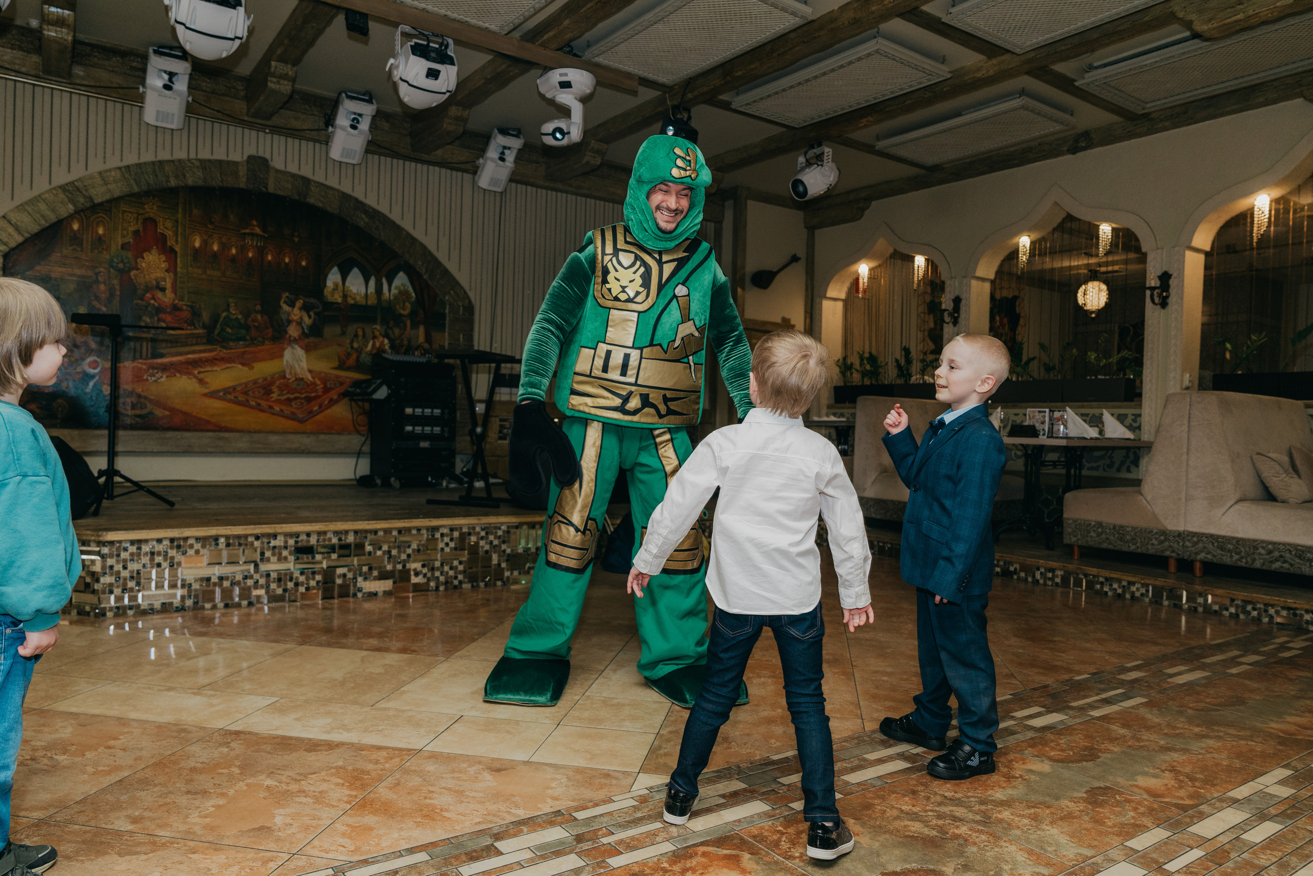 Крещение Марка и Майи. Фотограф Никита Комаров